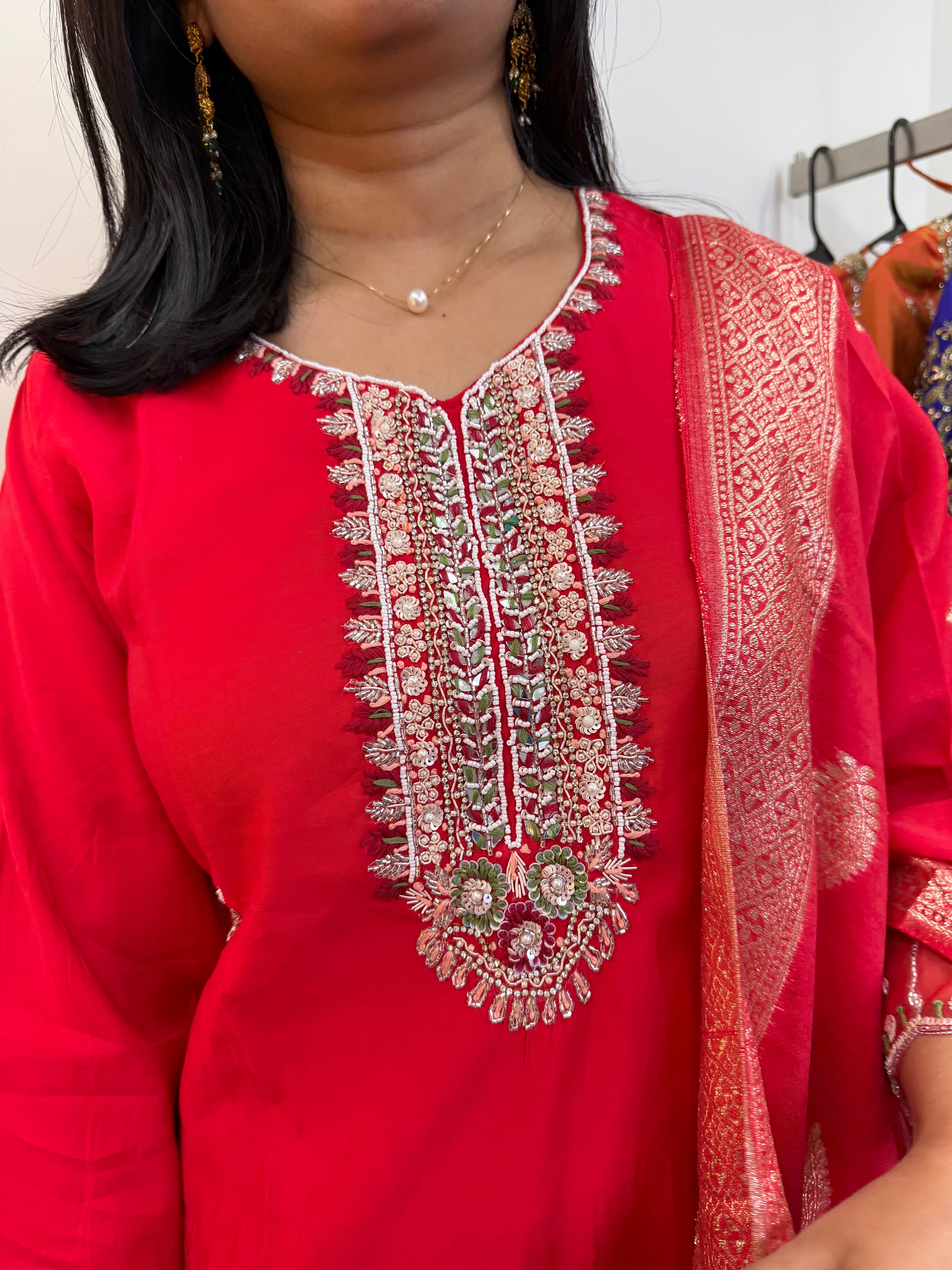Stunning 3 Pc Sets