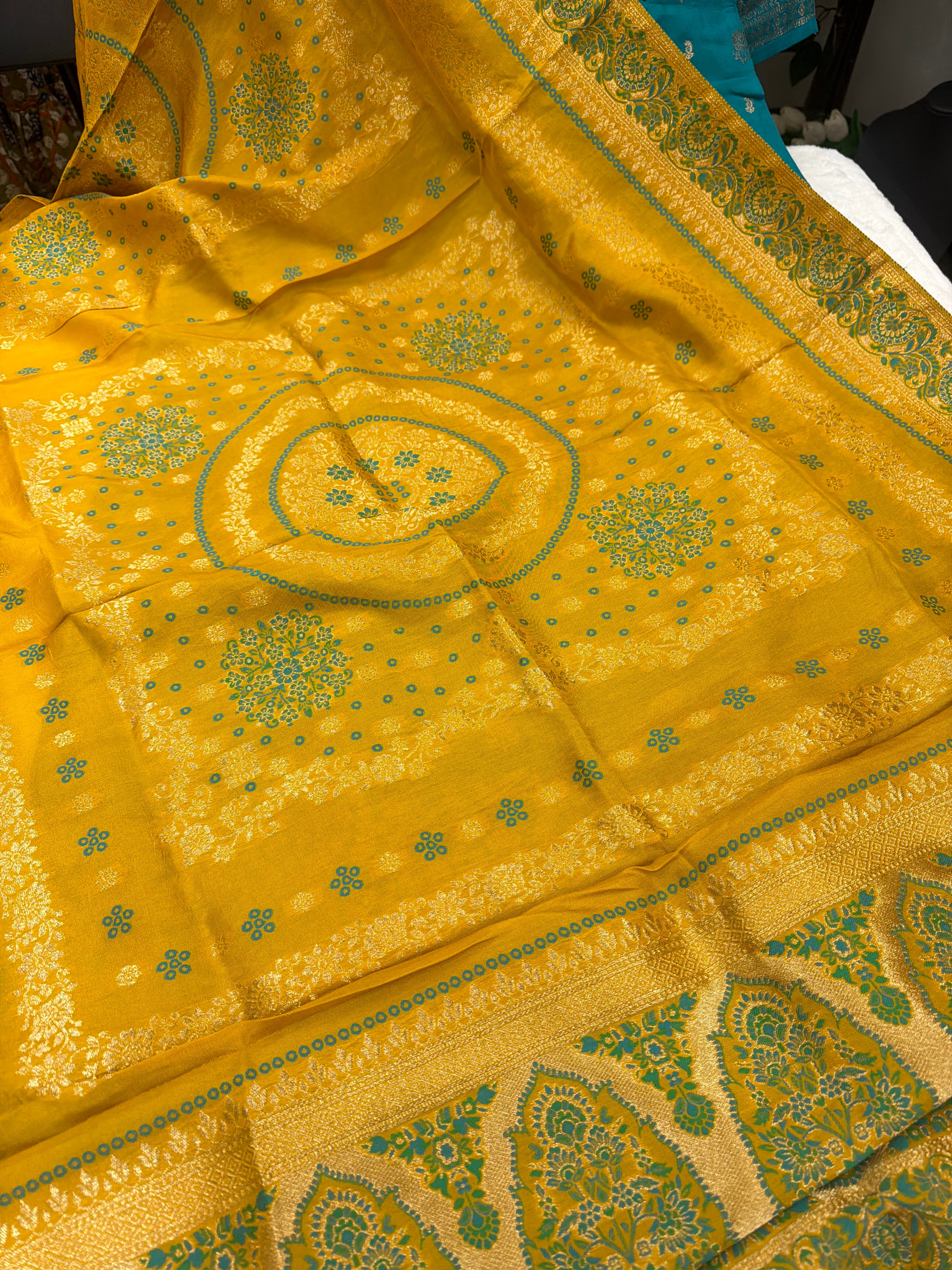 party-ready 3-piece sets