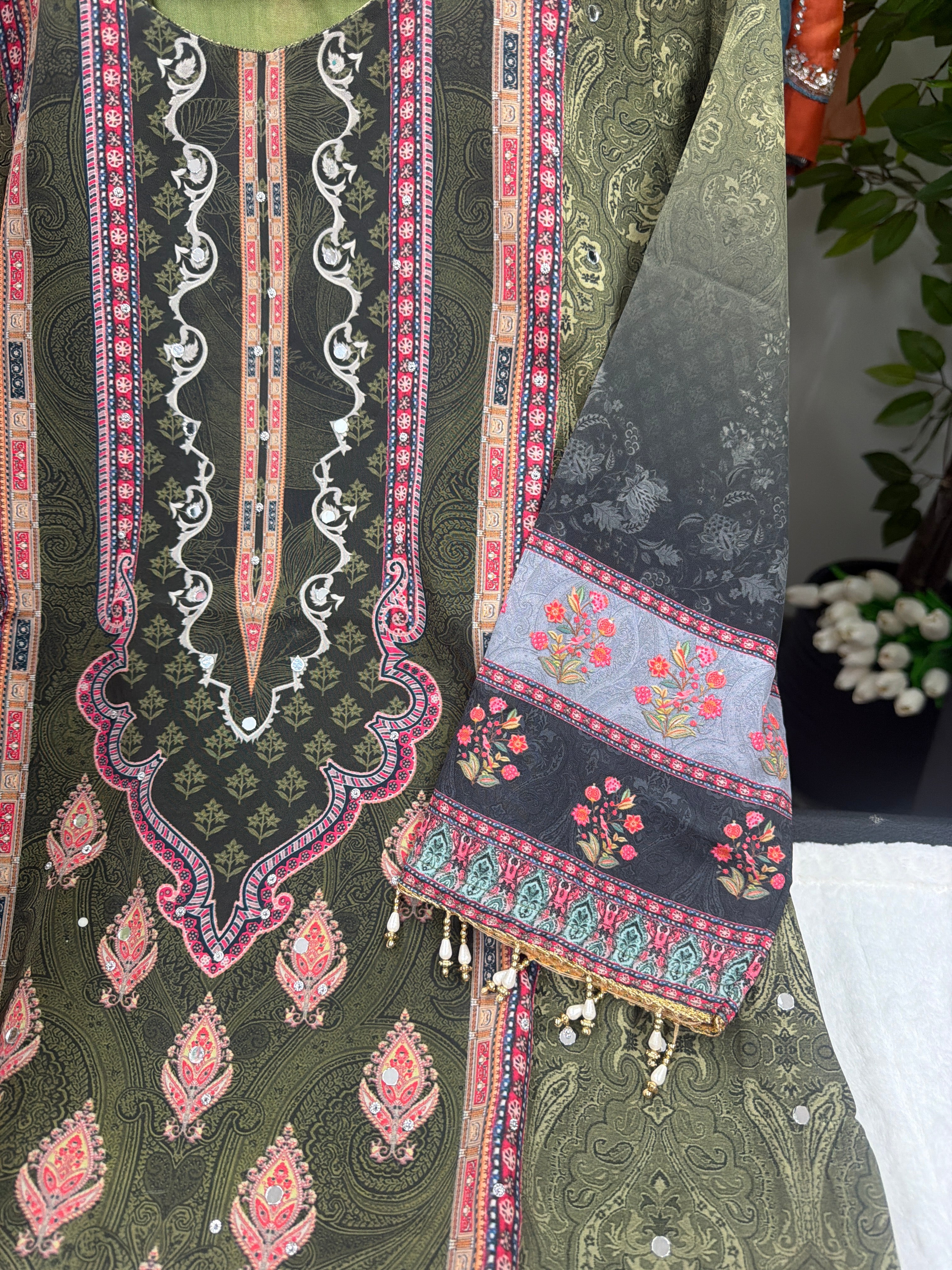 Stunning 3 Pc Sets