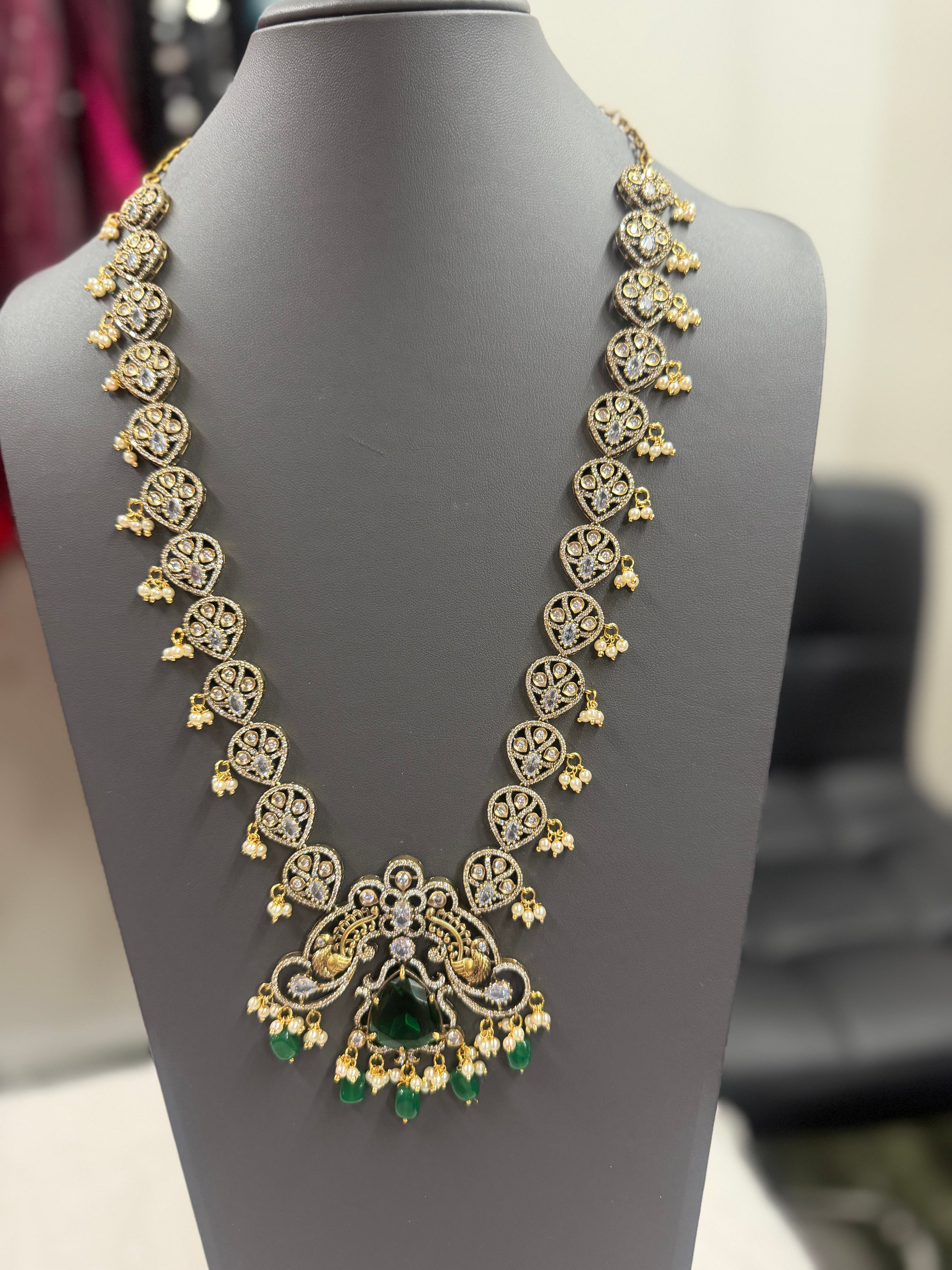 Luxury haram with earrings 💖