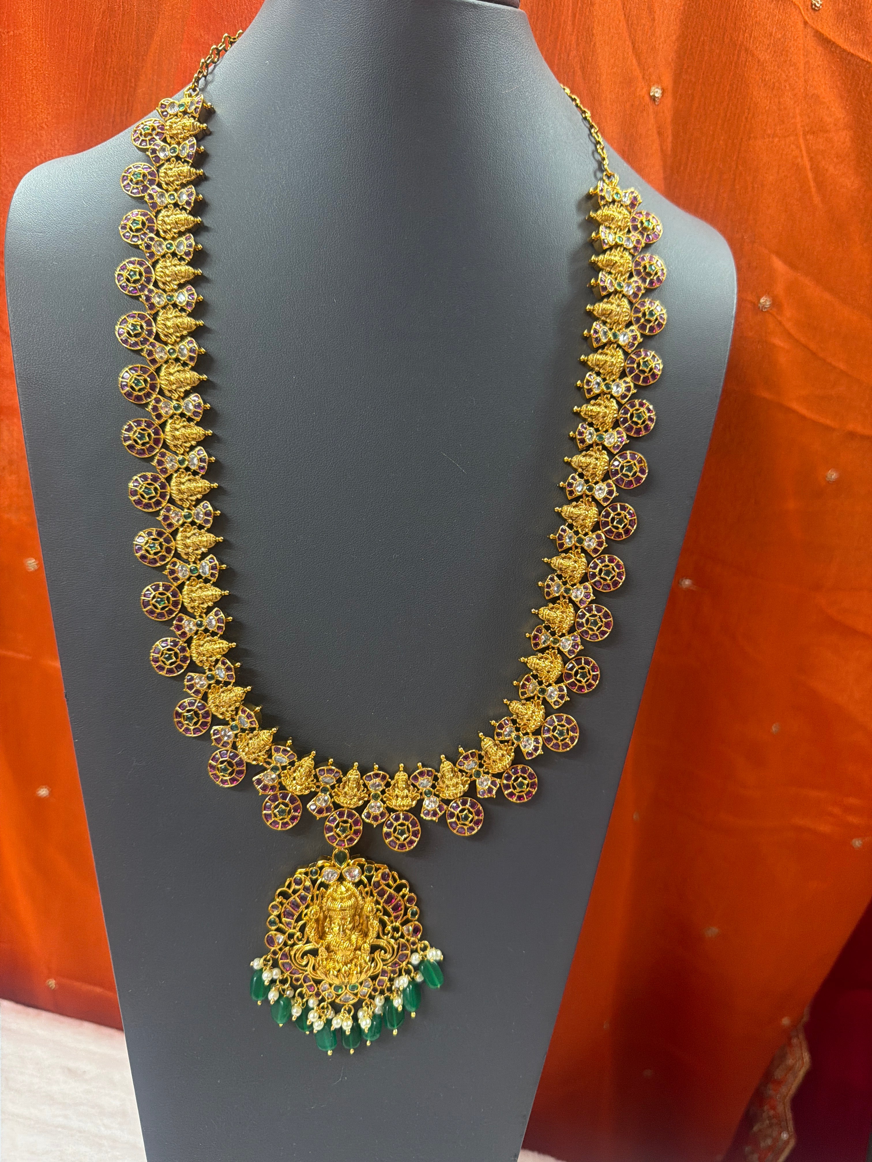 Detachable Long haram with matching earrings ✨
