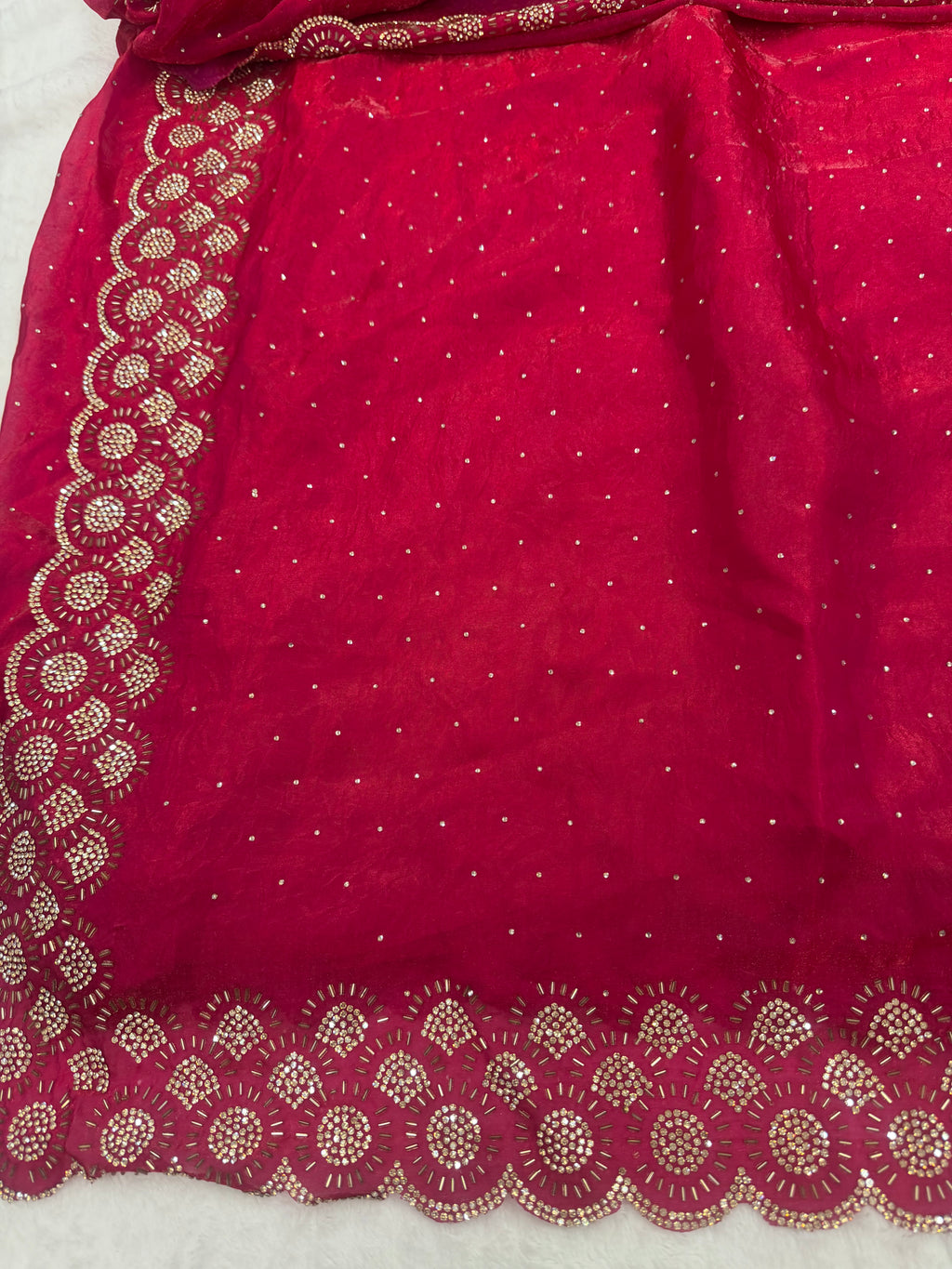 Fendy silk party wear saree with stitched blouse 💫
