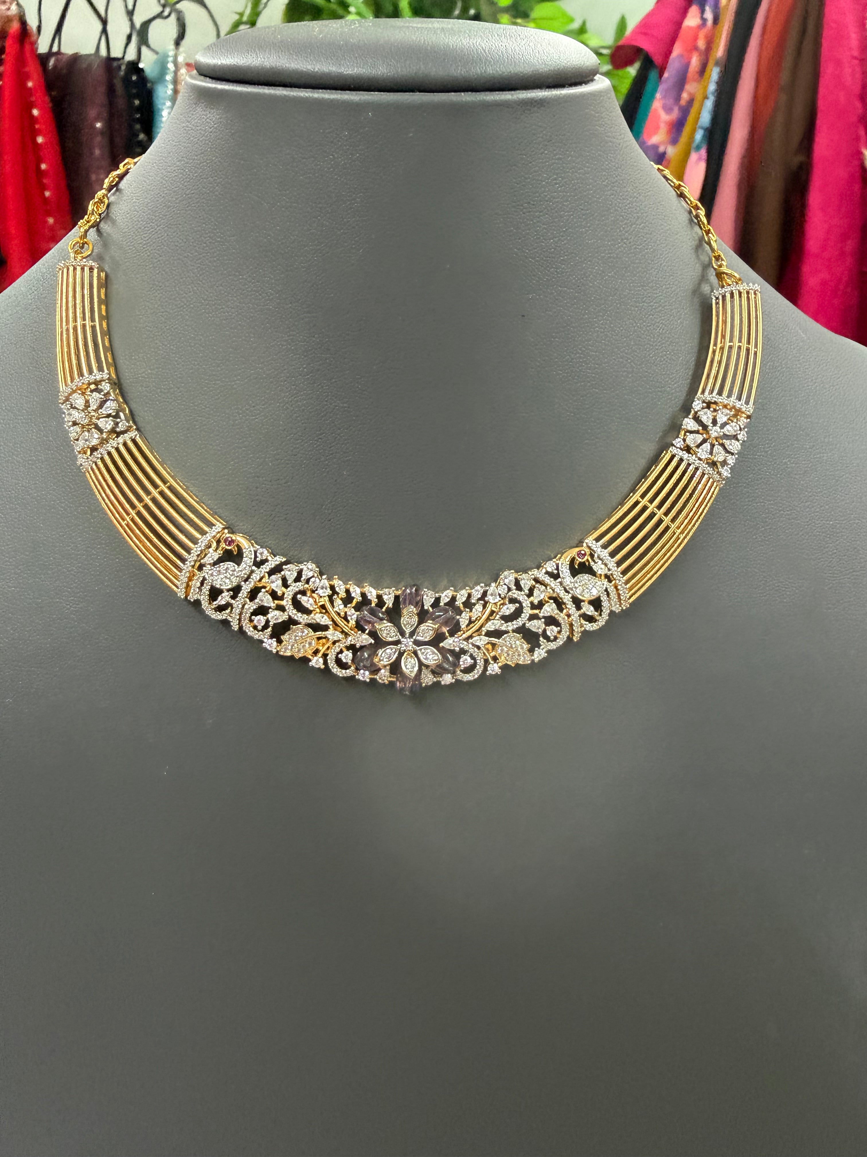 Necklace with matching earrings ✨