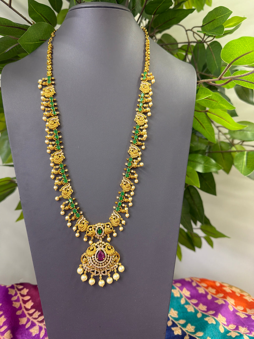 Haram with Matching Earrings