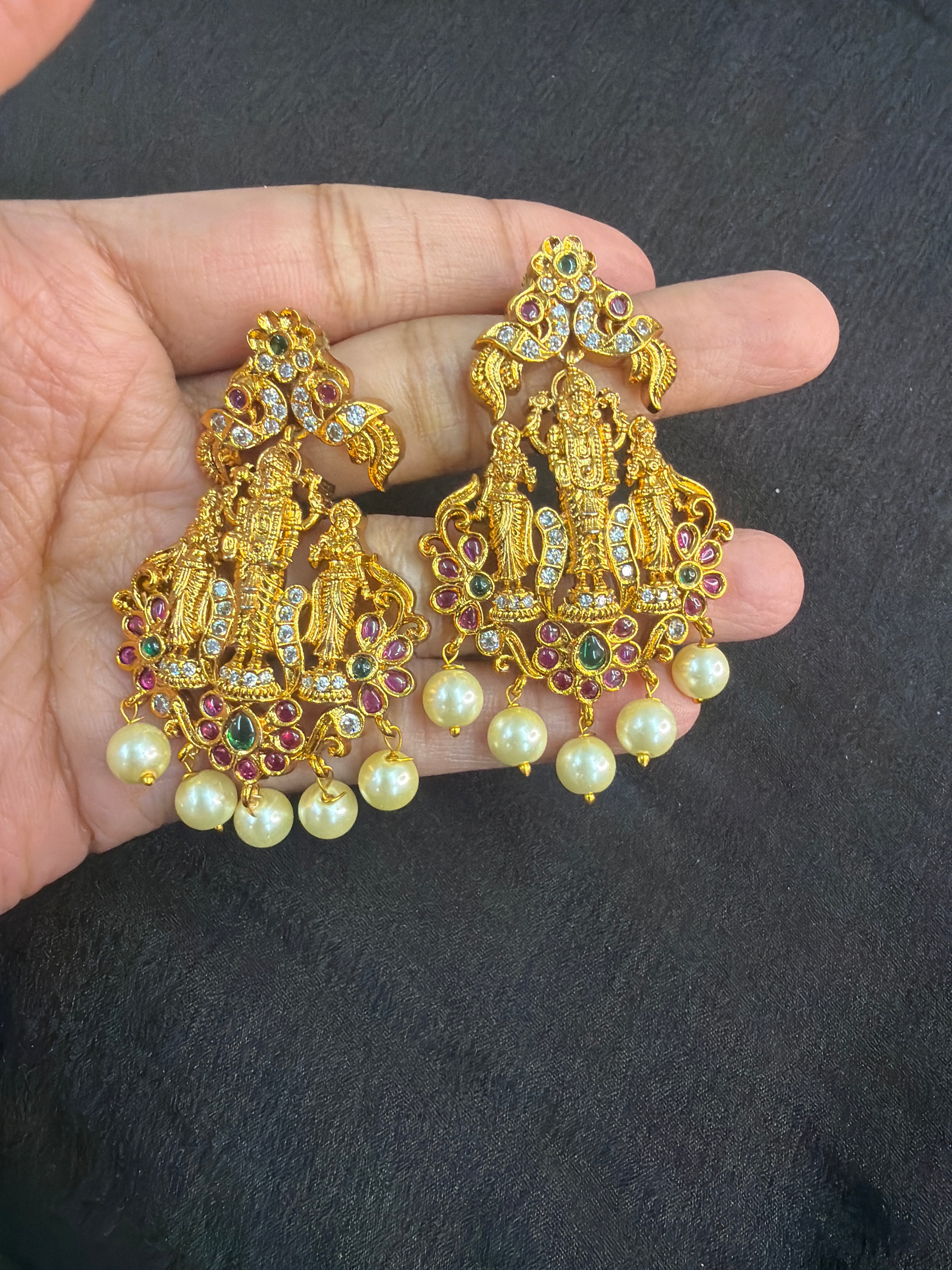Haram with Earrings