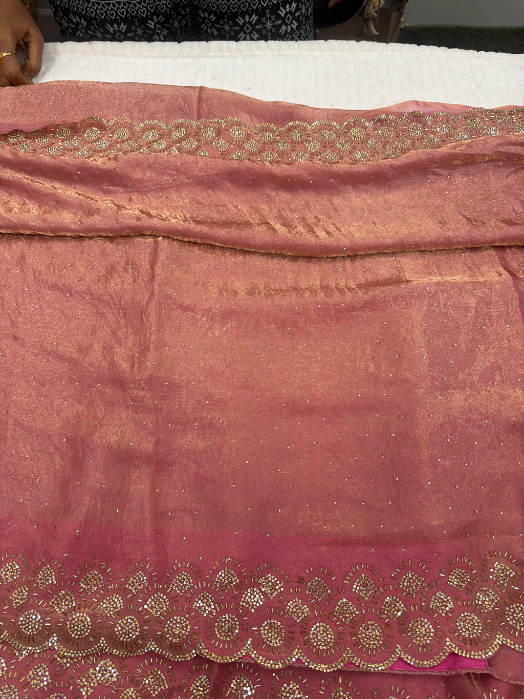 Fendy silk party wear saree with stitched blouse 💫