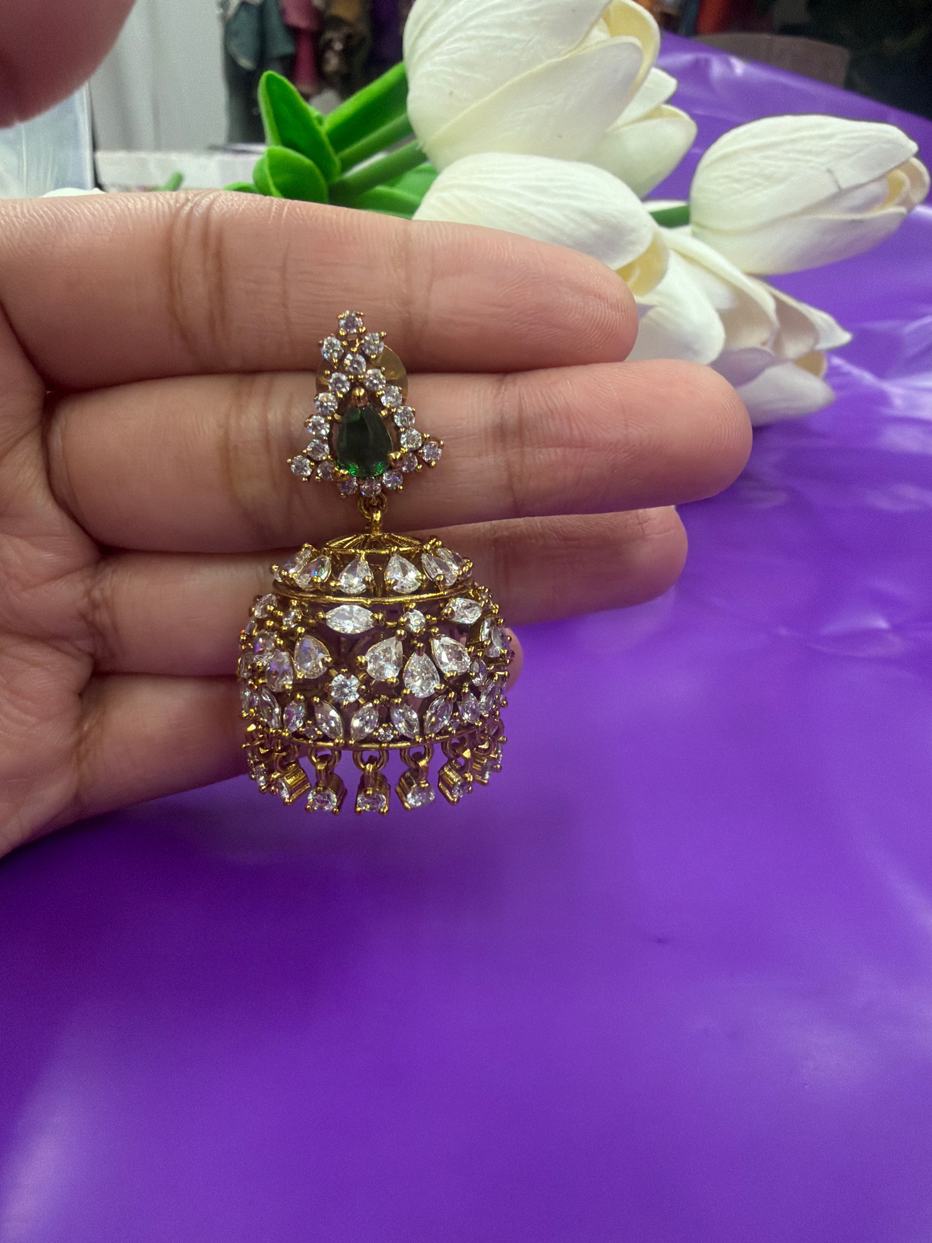 Elegant earrings for every occasion