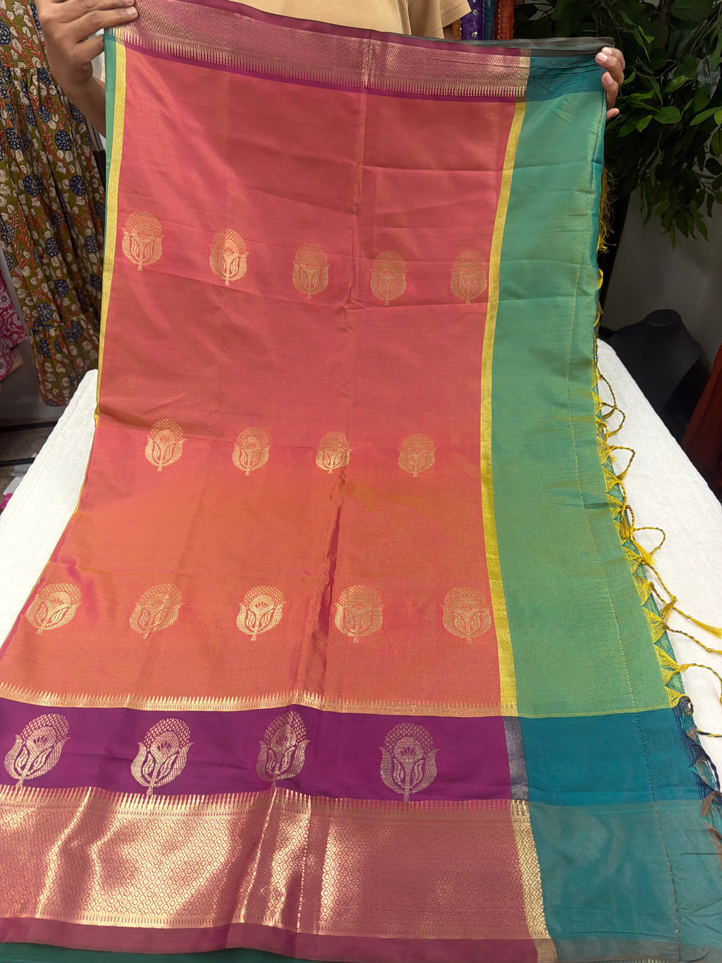 Soft Silk Saree ✨
• Fall & pico done
• Saree only (No blouse piece)