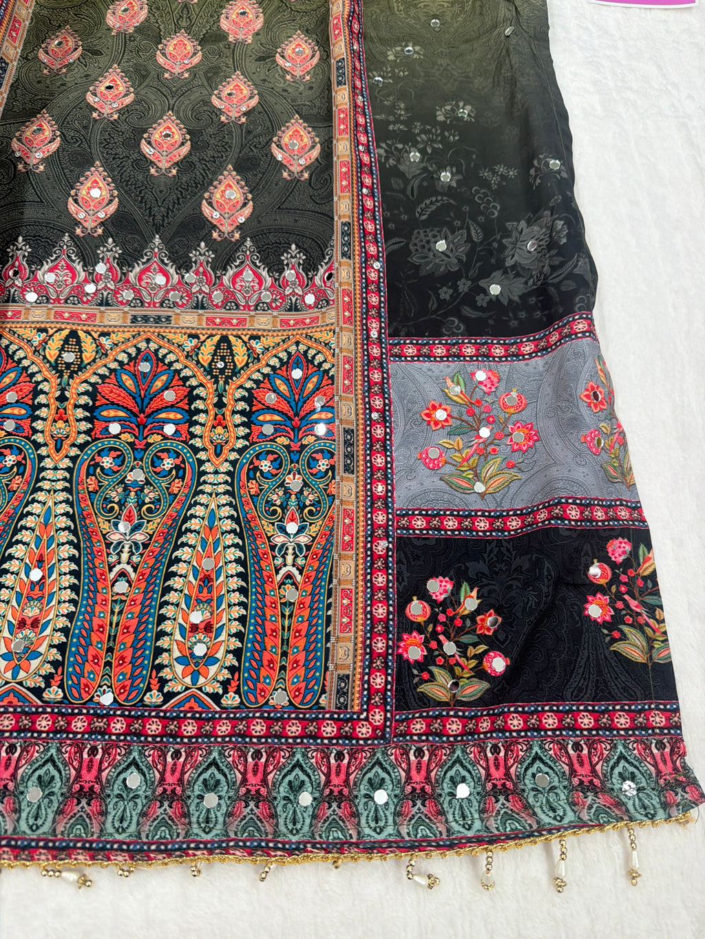 Stunning 3 Pc Sets
