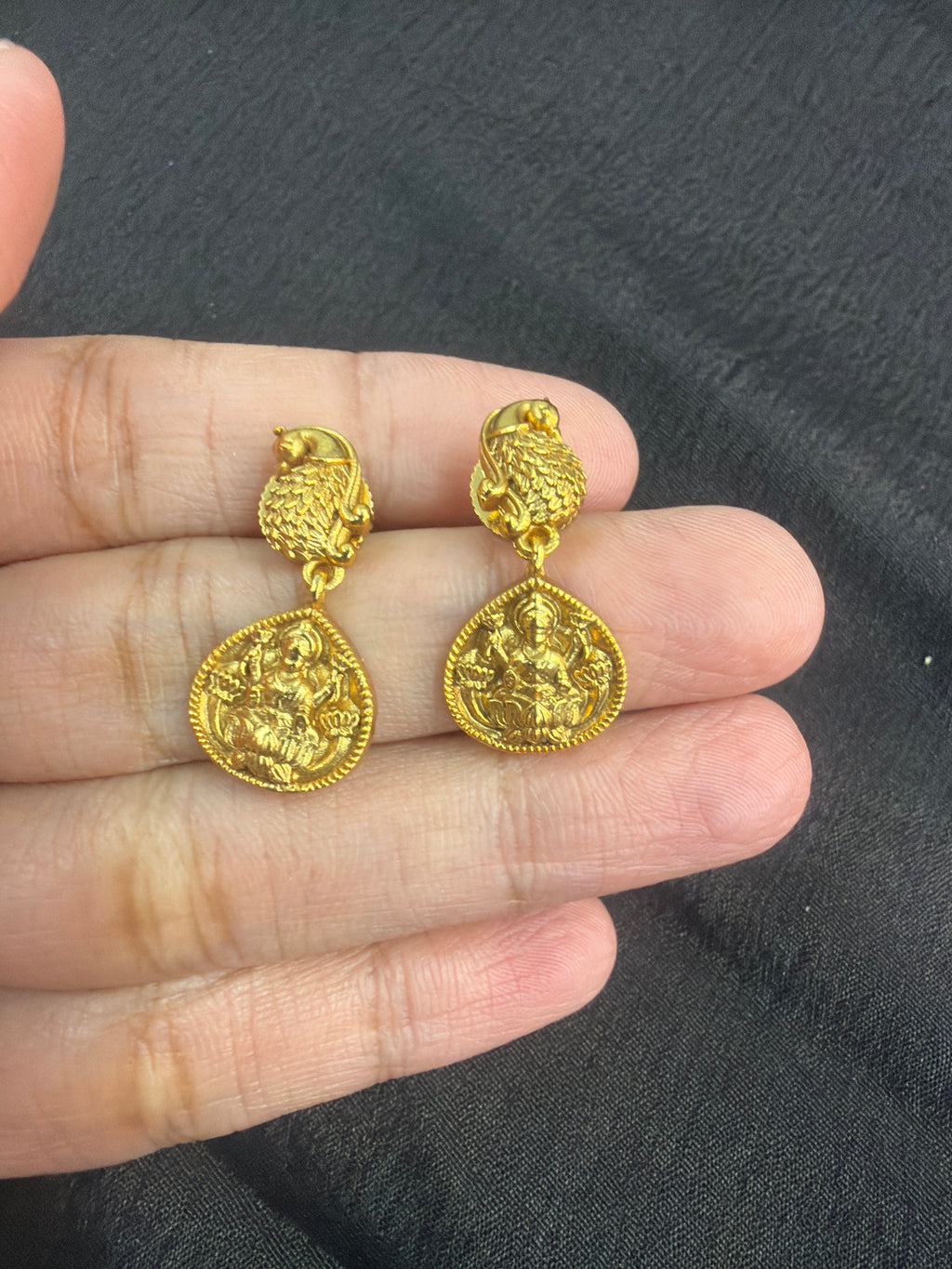 Haram with Earrings