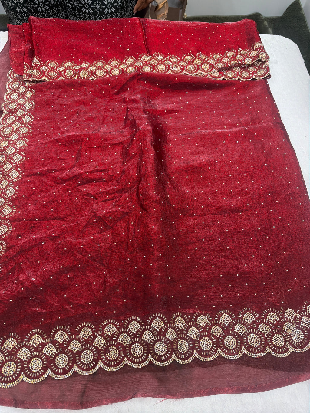 Fendy silk party wear saree with stitched blouse 💫