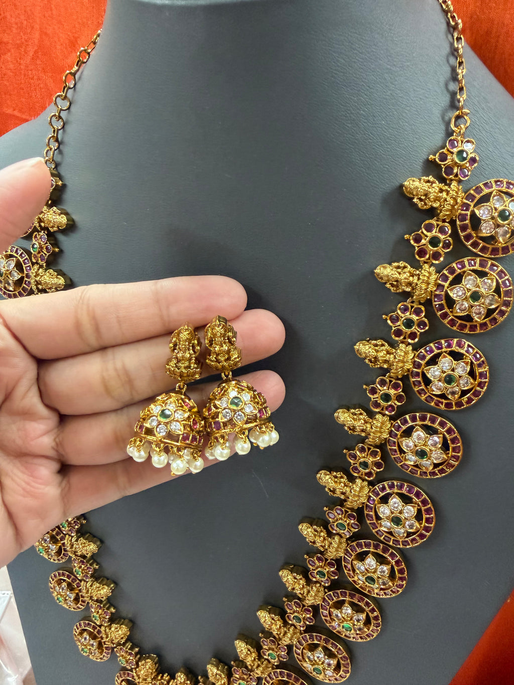 Long haram with matching earrings ✨