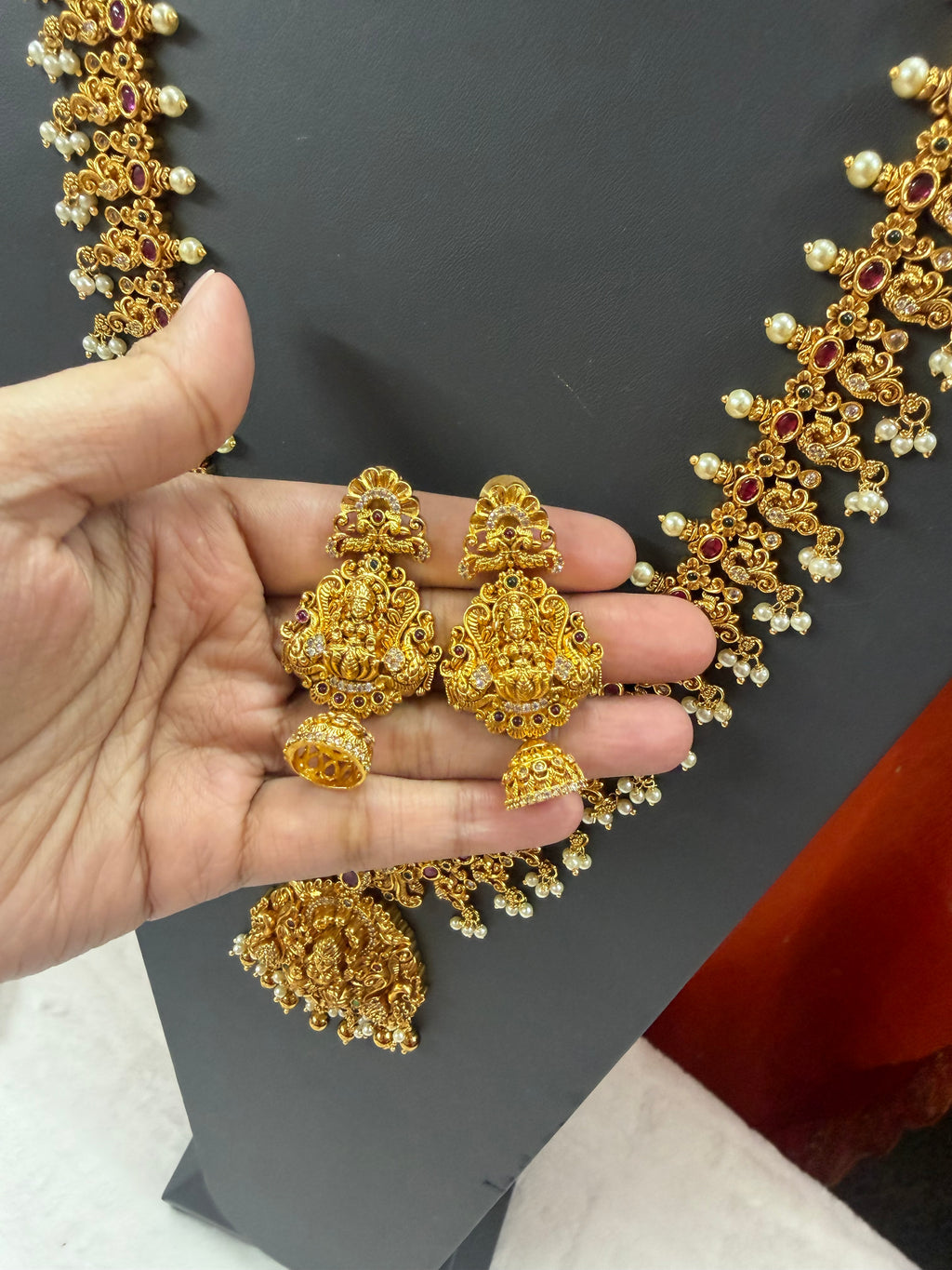 Long haram with matching earrings ✨