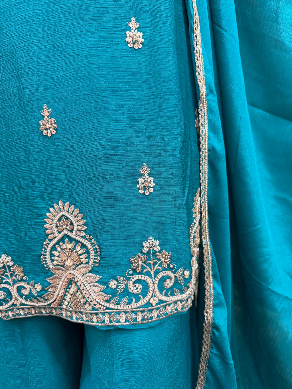 Stunning 3 Pc Sets