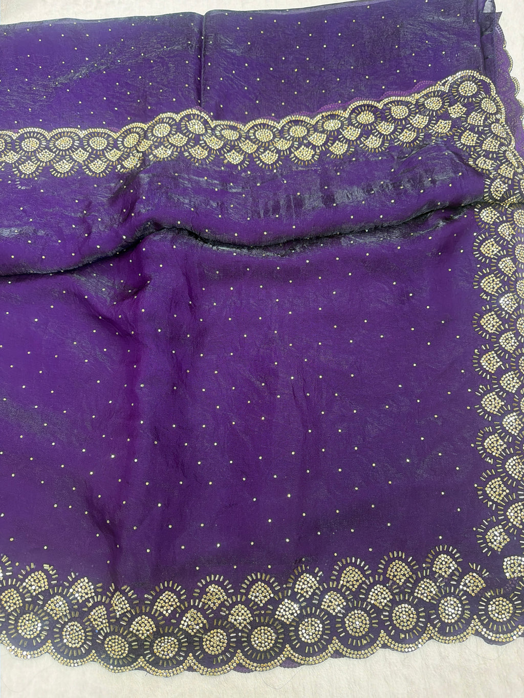 Fendy silk party wear saree with stitched blouse 💫