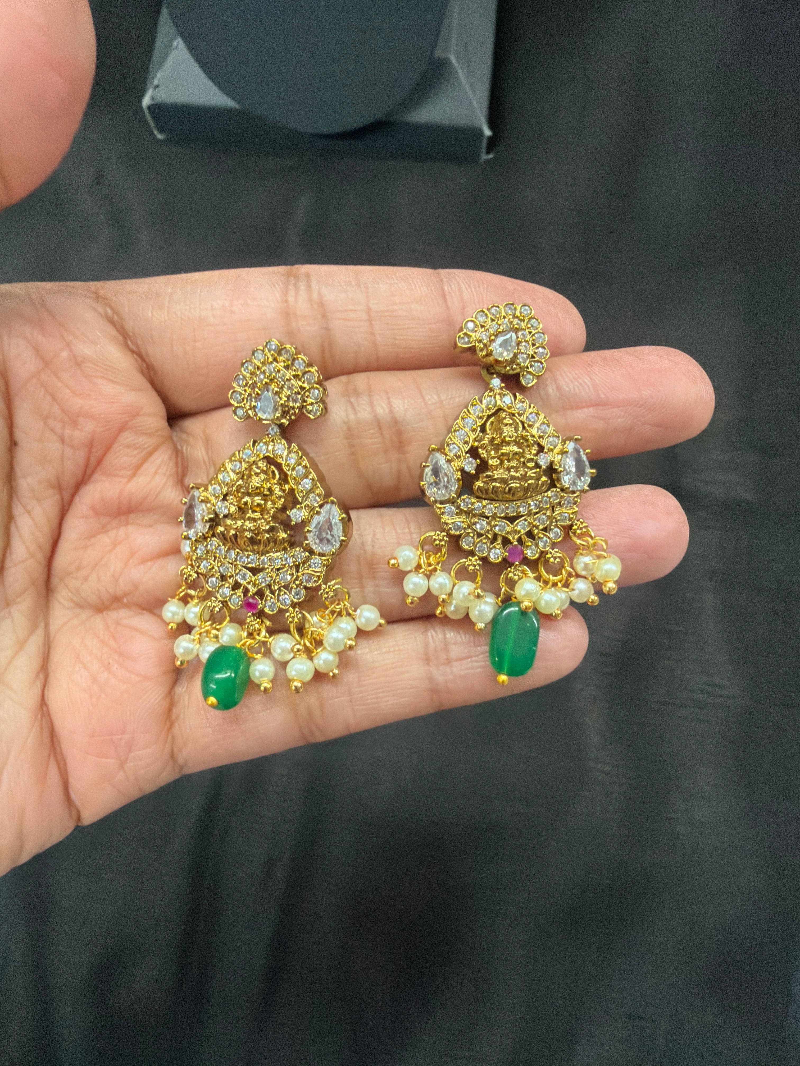 Necklace with earrings