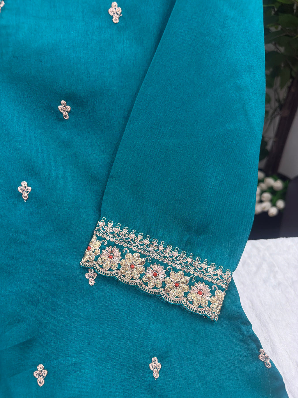 Stunning 3 Pc Sets