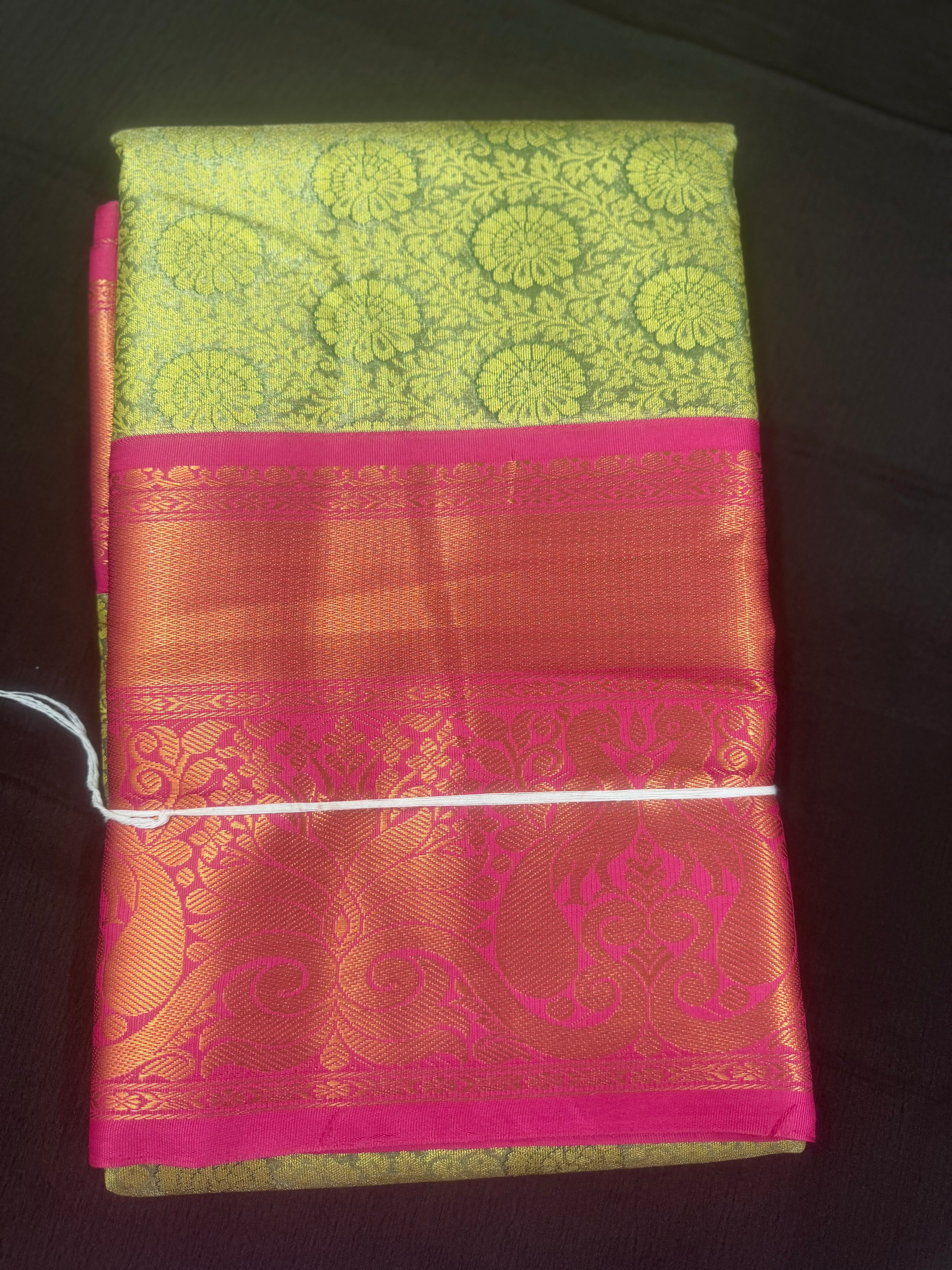 GiftingSarees