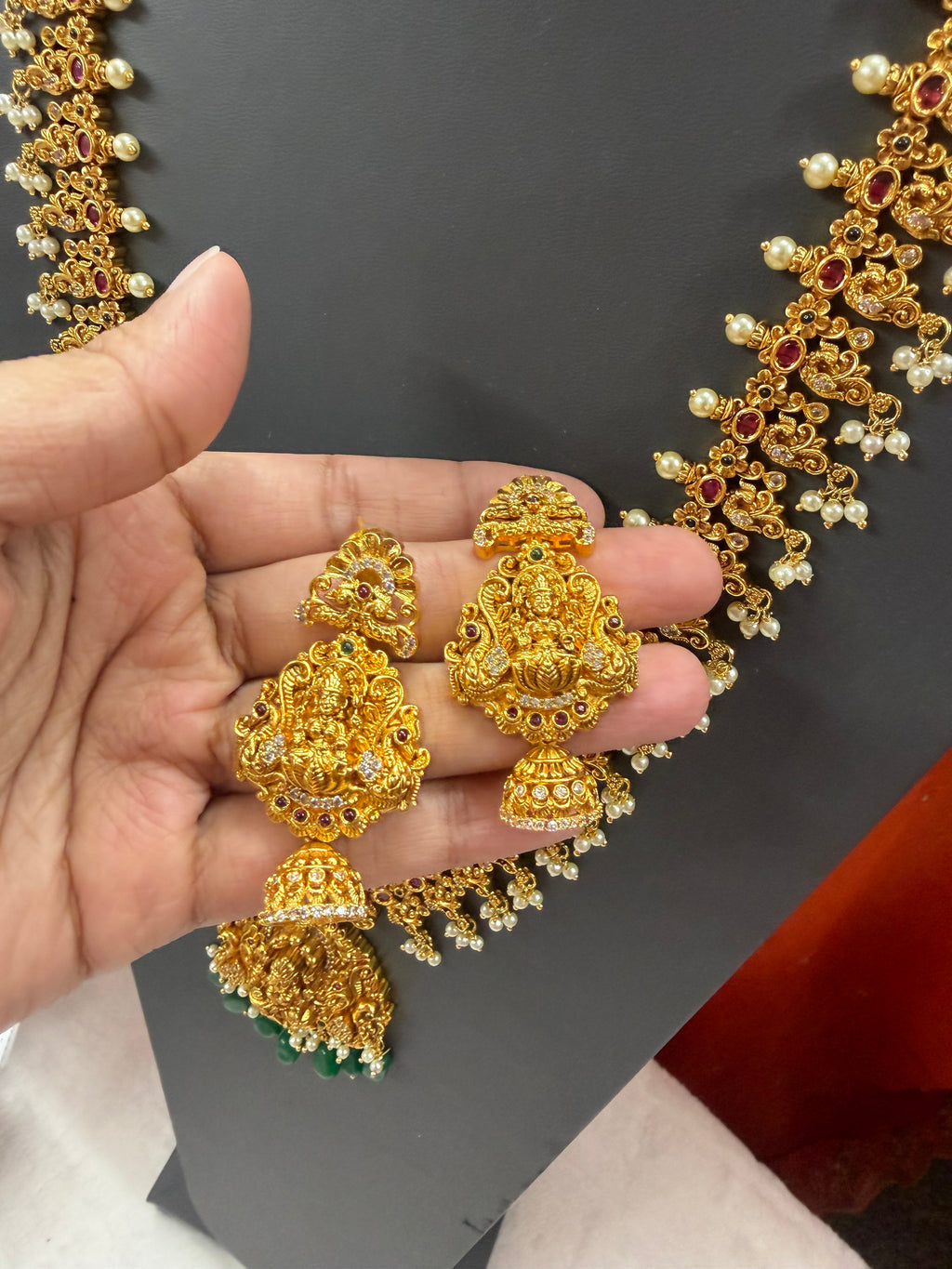 Long haram with matching earrings ✨