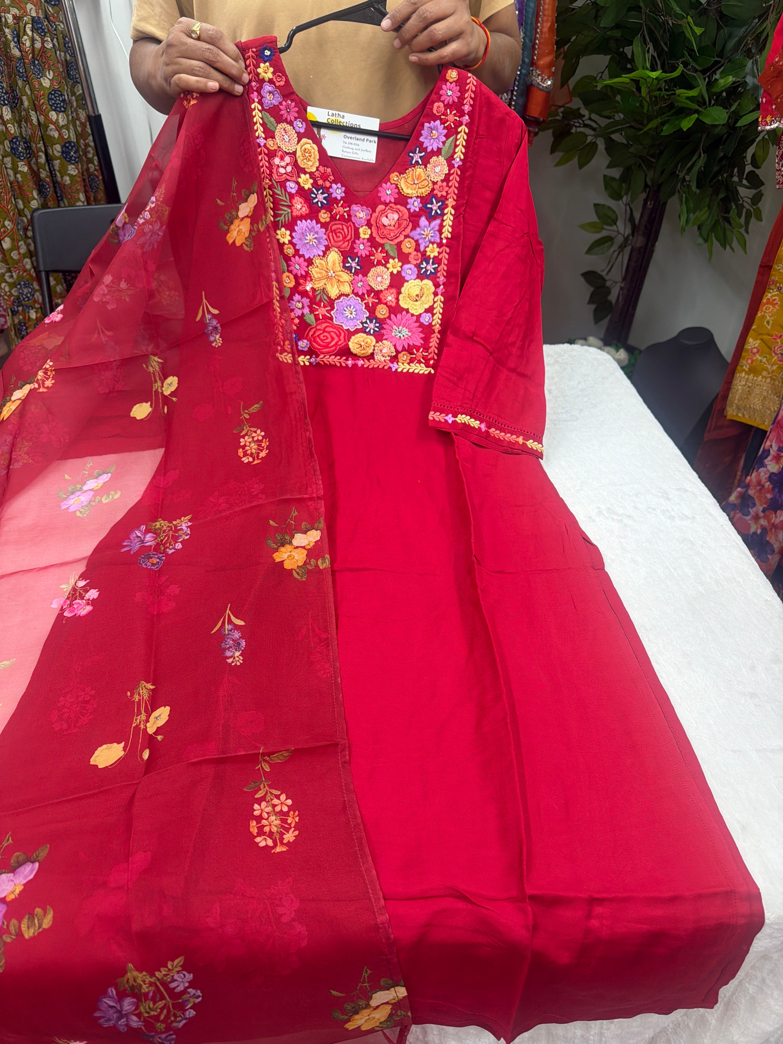 Beautiful 3 Pc Sets