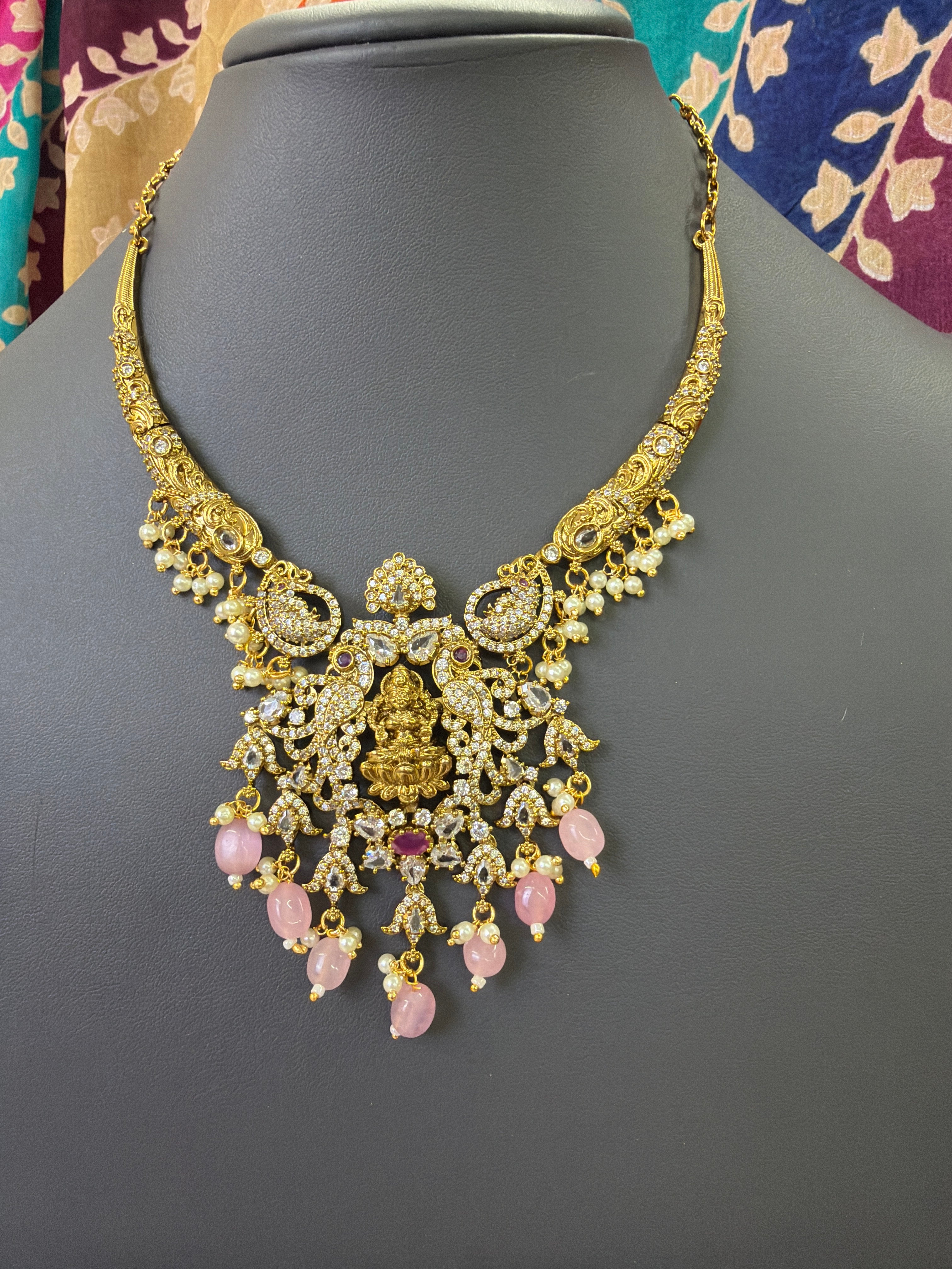 Necklace+ Earrings