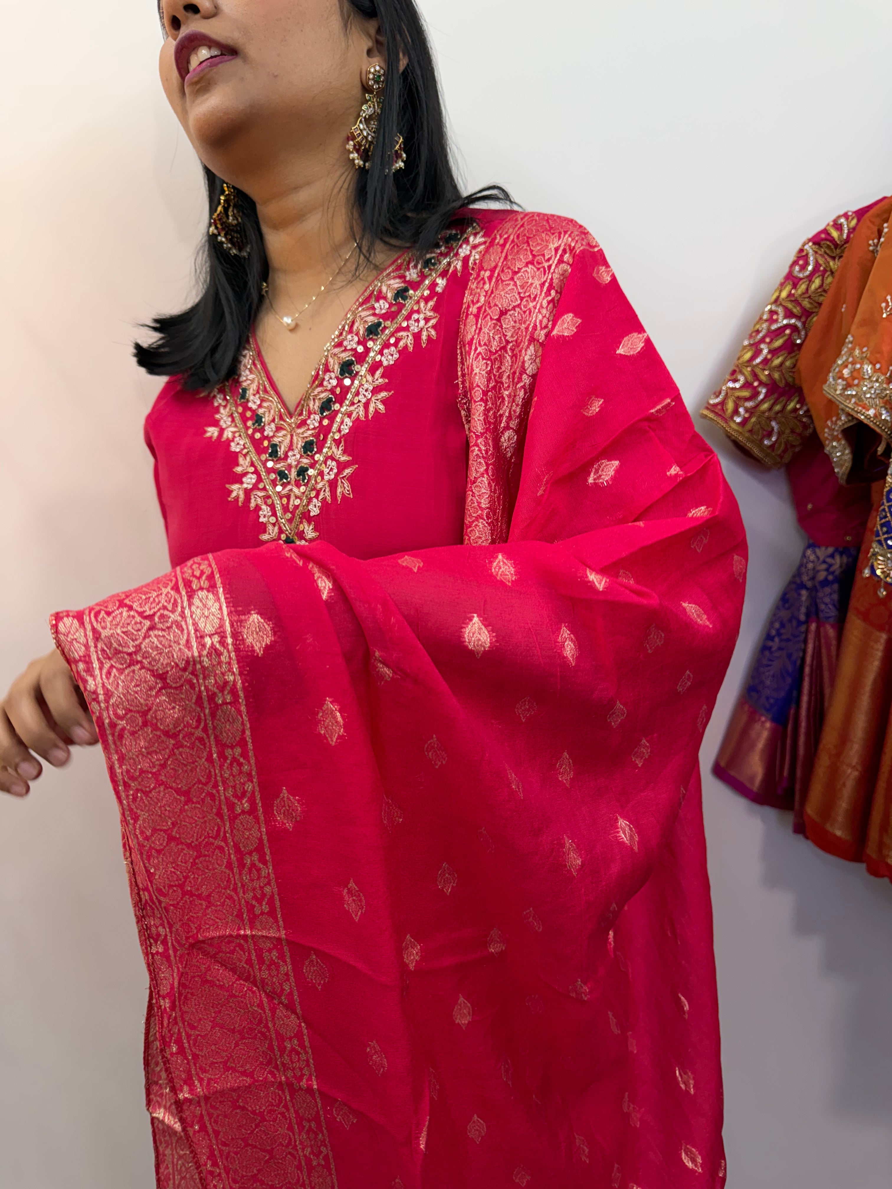 Stunning 3 Pc Sets