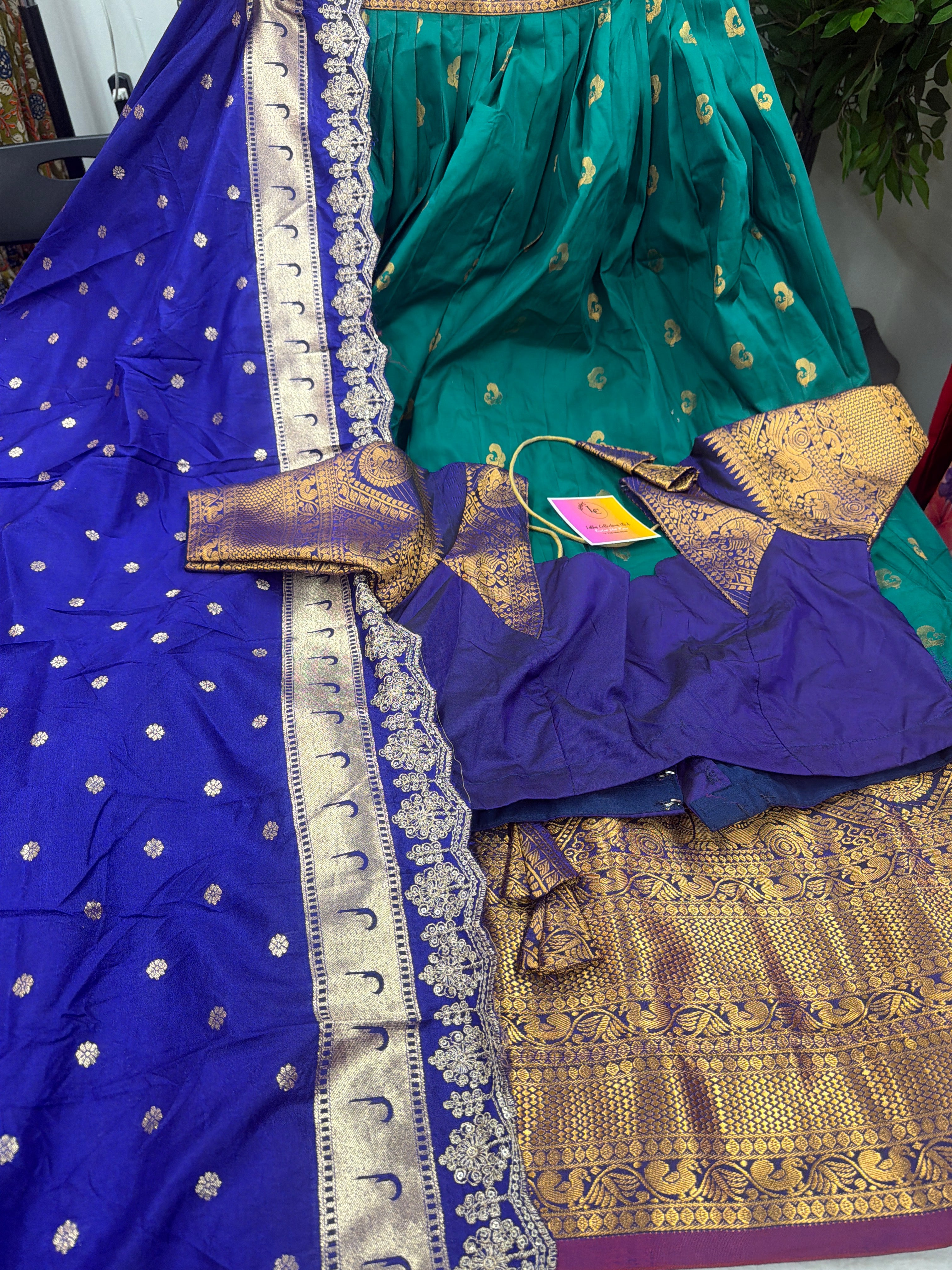 🌸 Semi Gadwal Full Stitched Lehenga 🌸