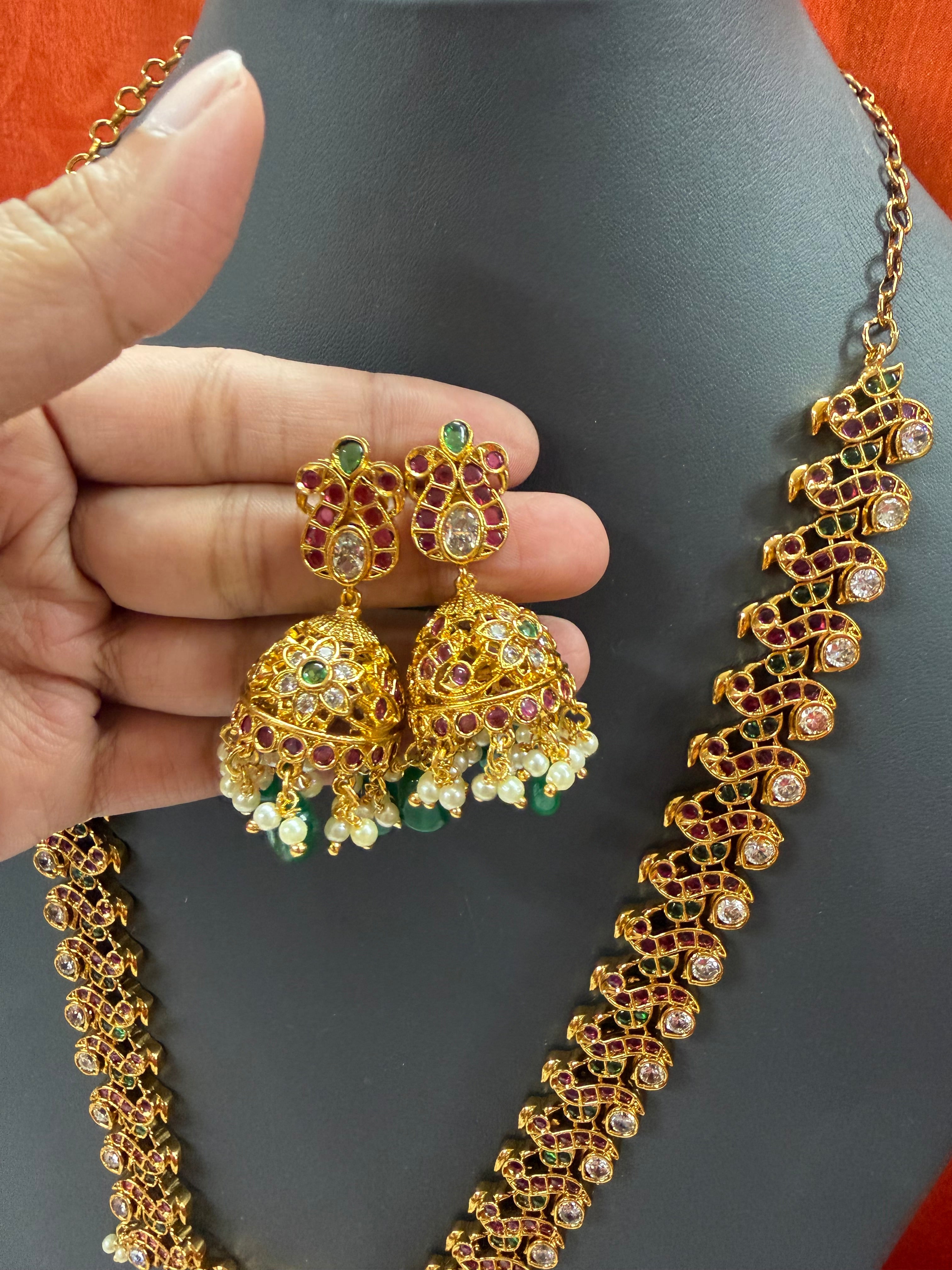Long haram with matching earrings ✨