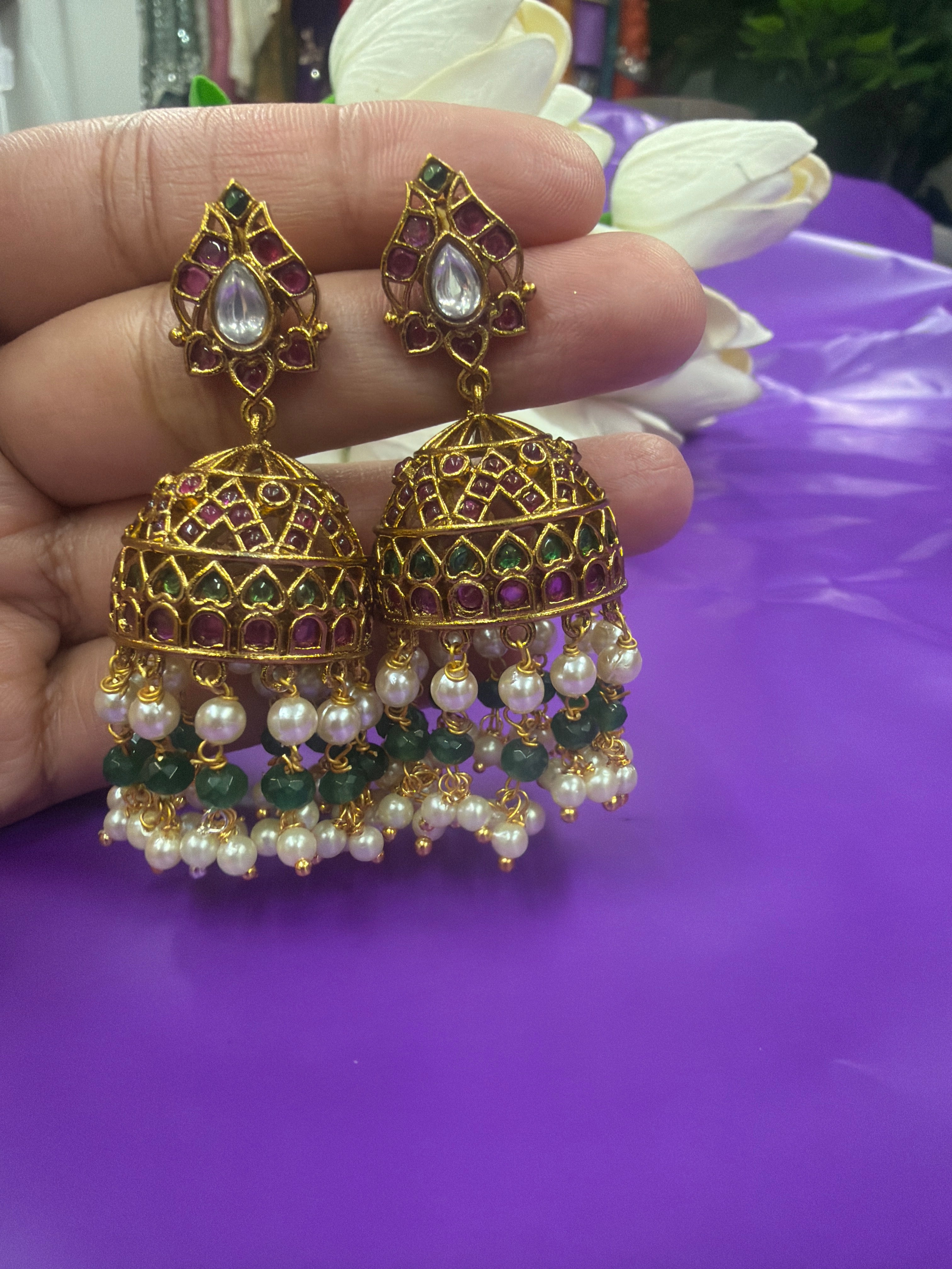 Elegant earrings for every occasion