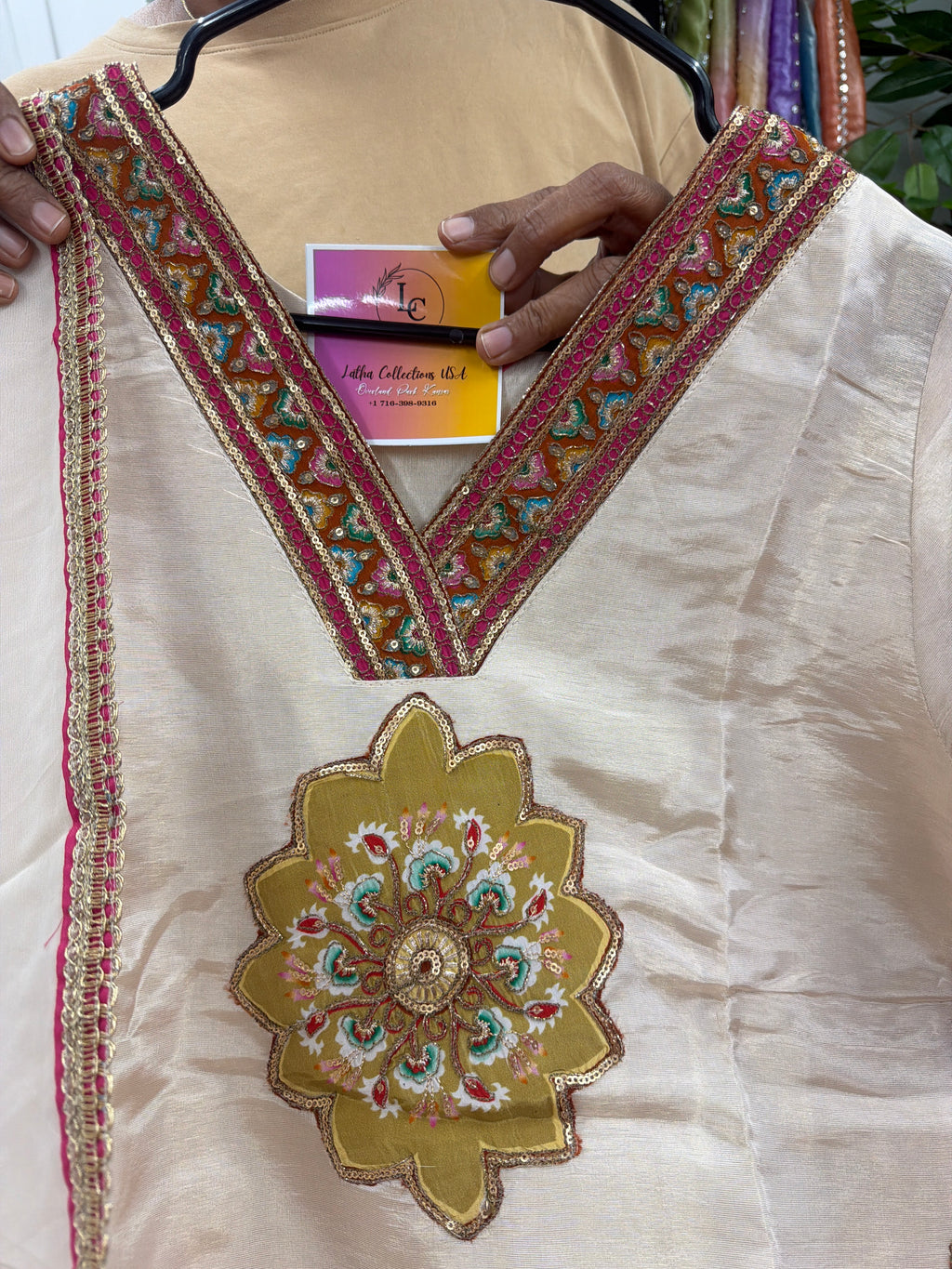 Heavy Dupatta Three Piece Suit Set