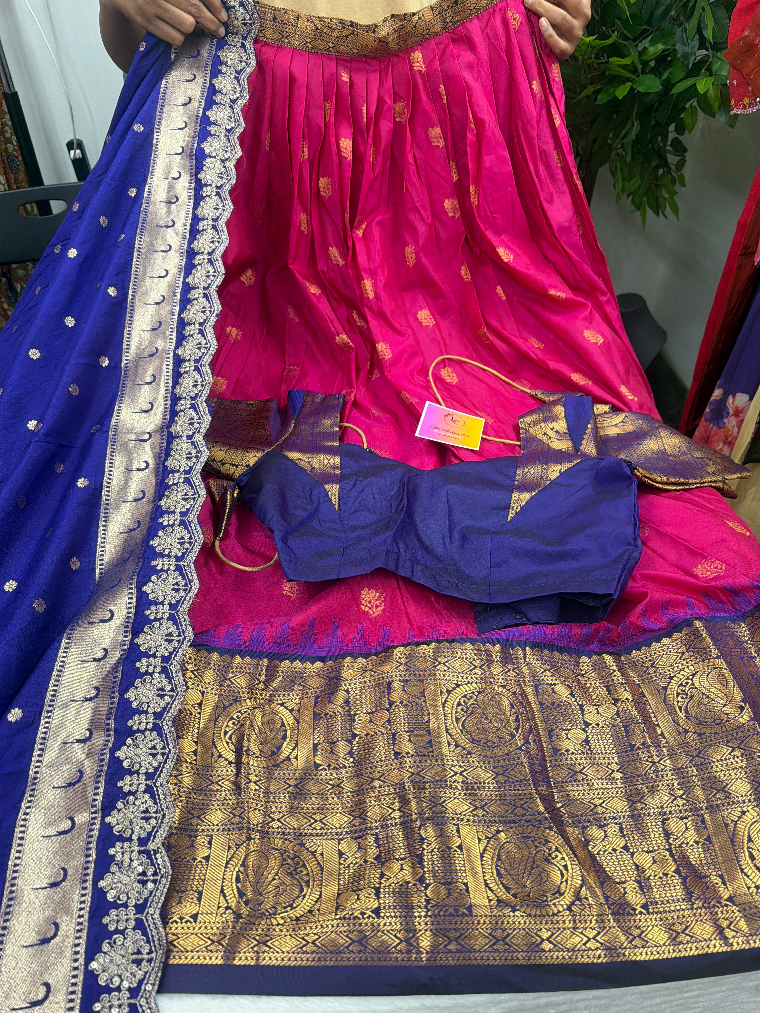 🌸 Semi Gadwal Full Stitched Lehenga