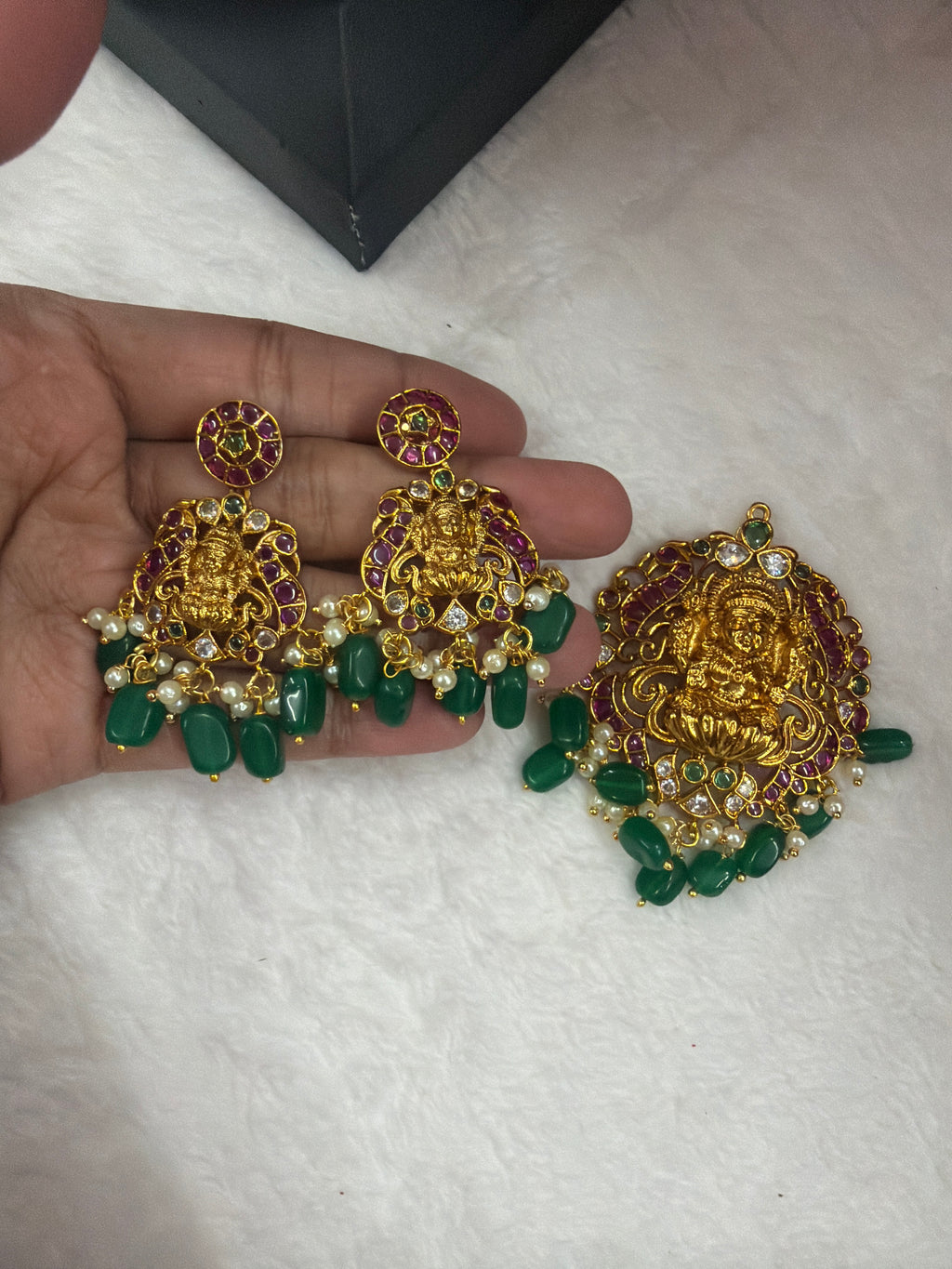 Detachable Long haram with matching earrings ✨