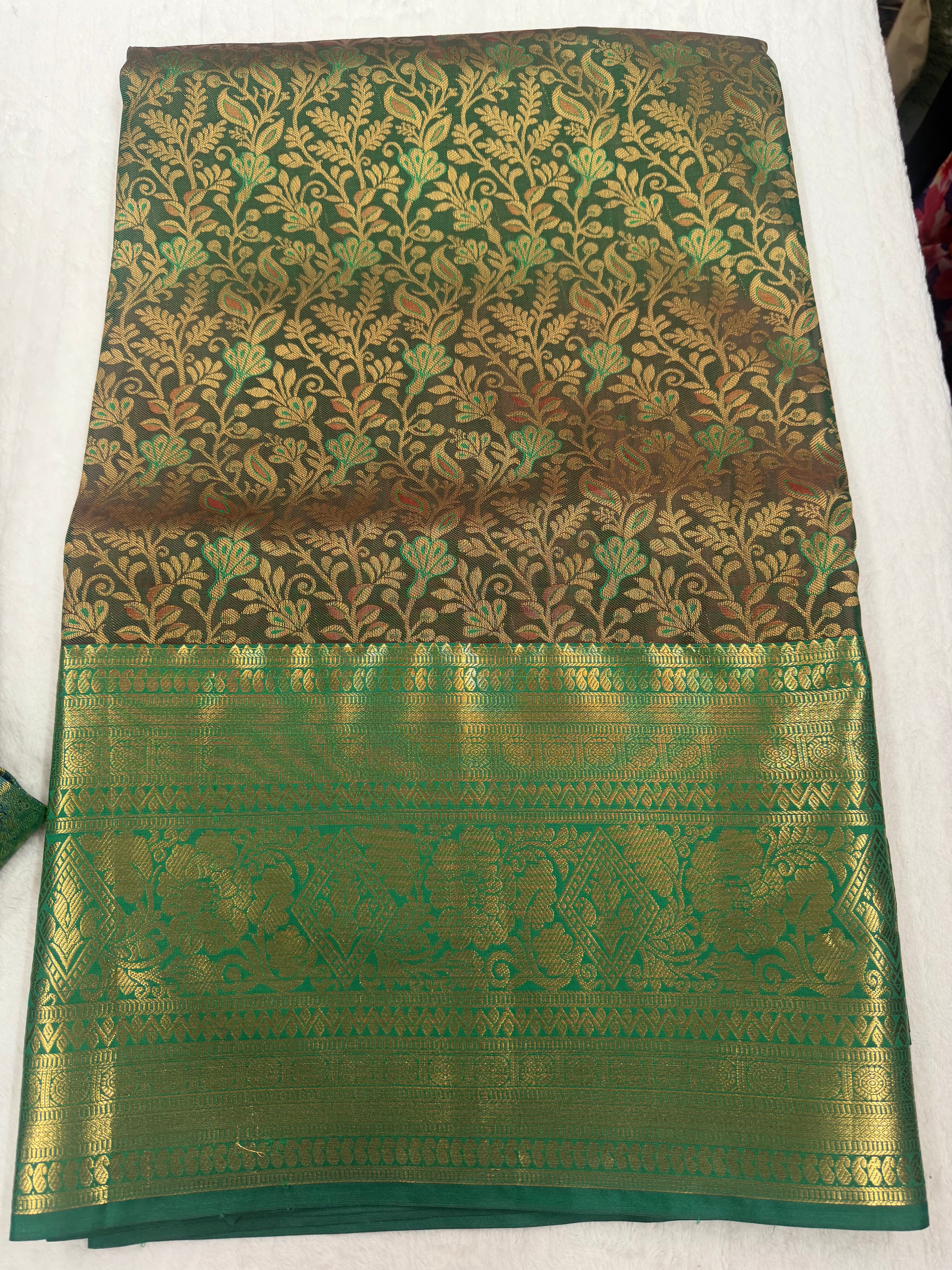 Beautiful Semi Kanchi Pattu Gifting Sarees