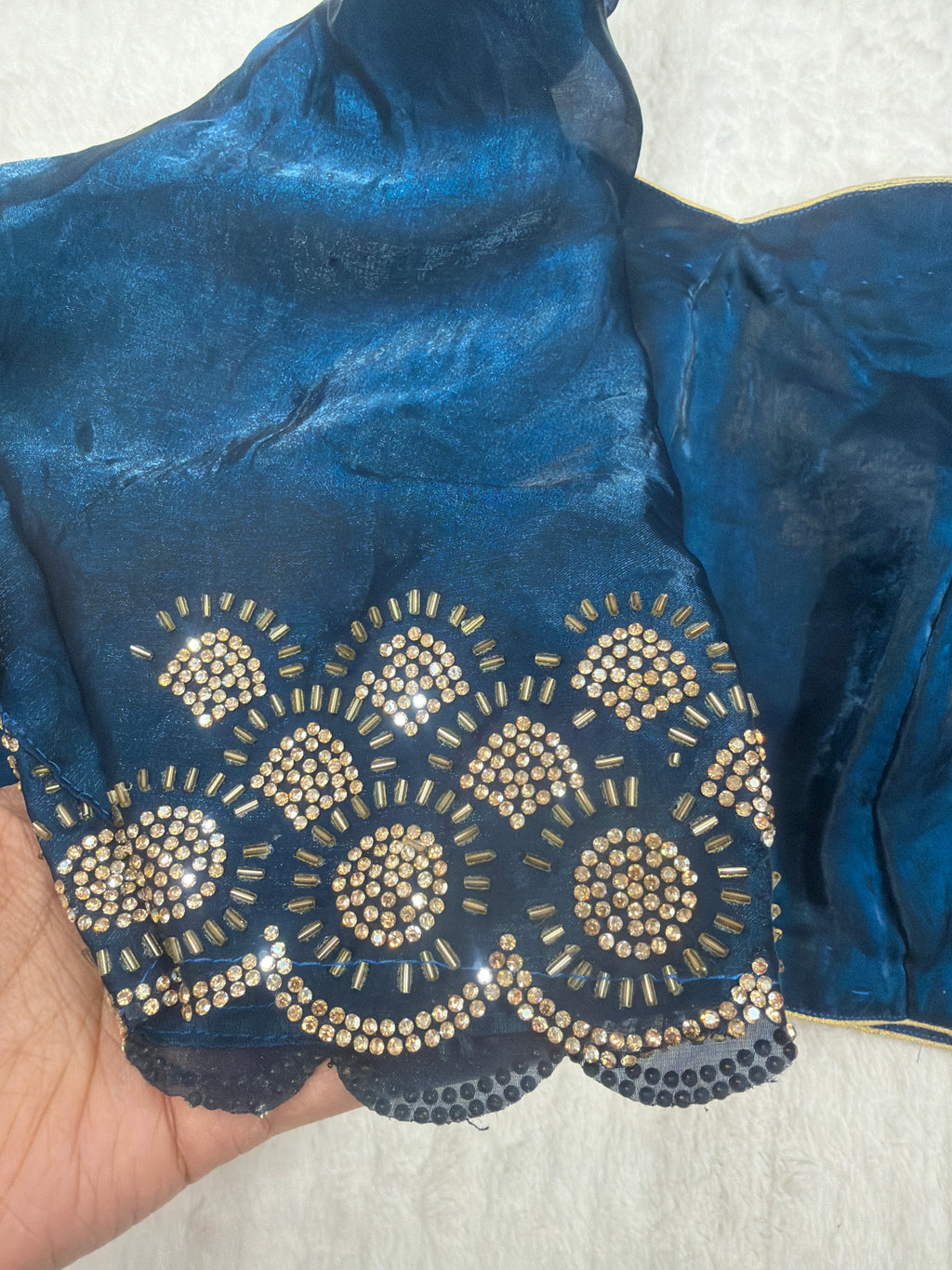 Fendy silk party wear saree with stitched blouse 💫