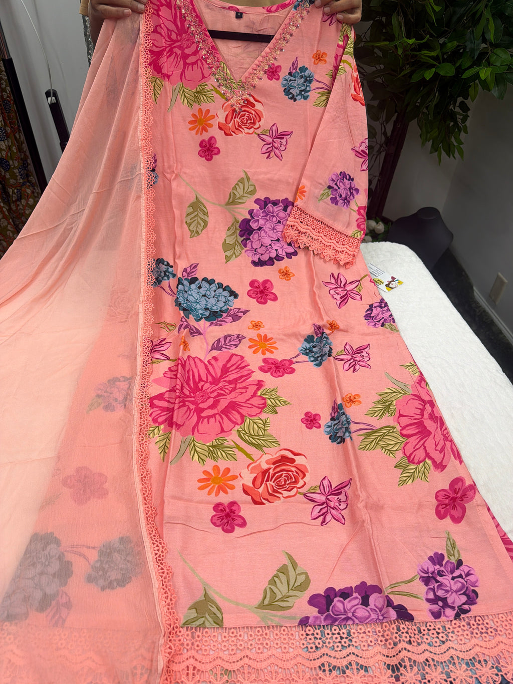 Stunning 3 Pc Sets