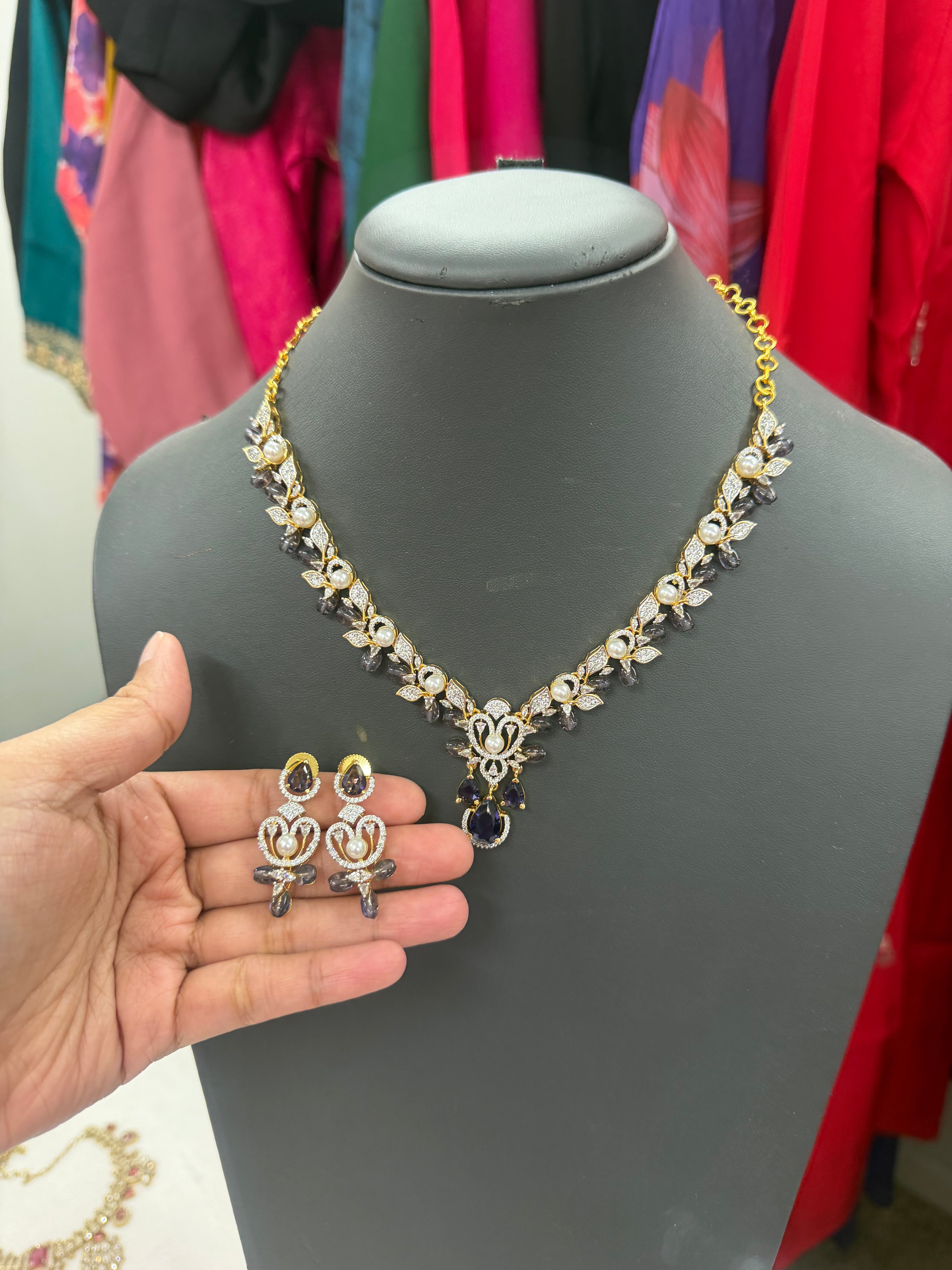 Elegant necklace set with matching earrings