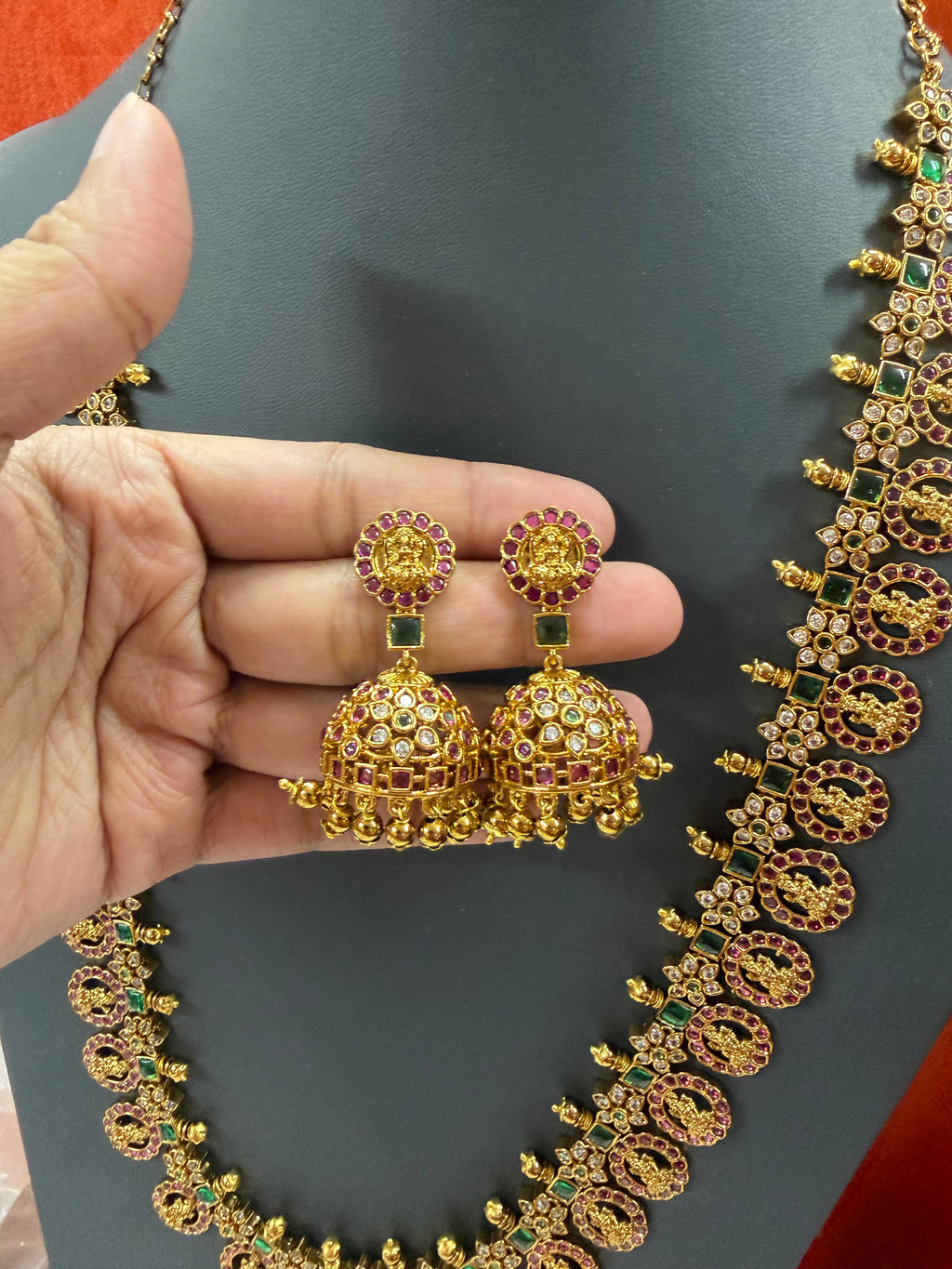 Long haram with matching earrings ✨