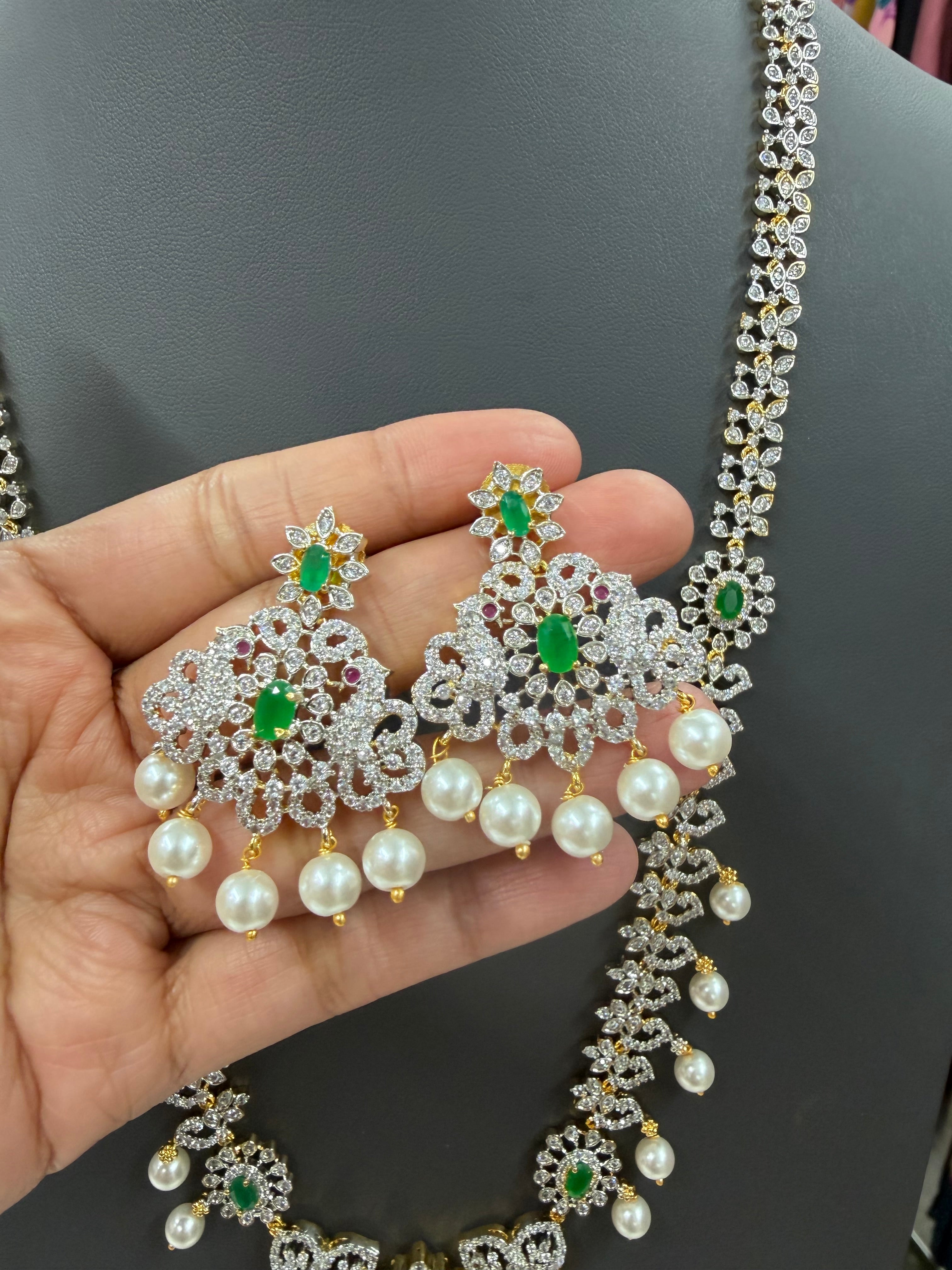 Haram with matching earrings ✨