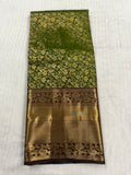 Gifting sarees