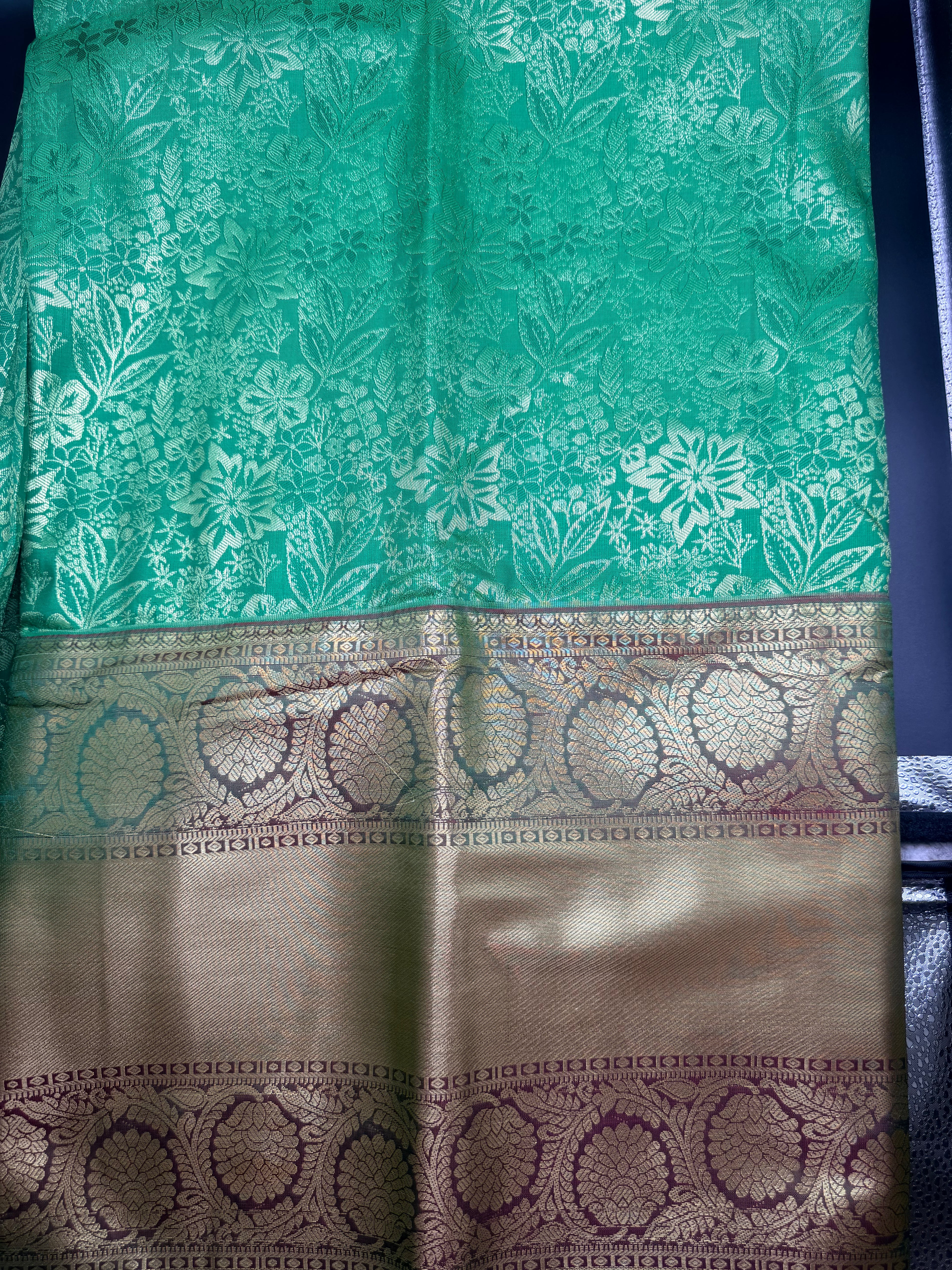 Premium Dharmavaram Semi Pattu Gifting Saree