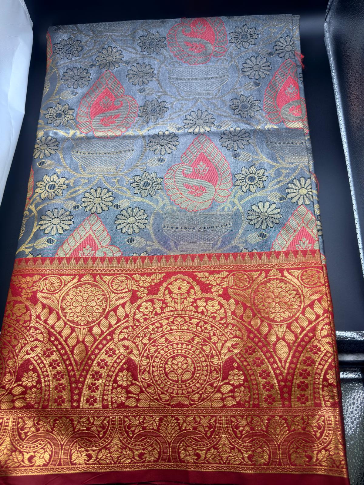 Premium Dharmavaram Semi Pattu Gifting Saree with Unstitched Blouse Piece